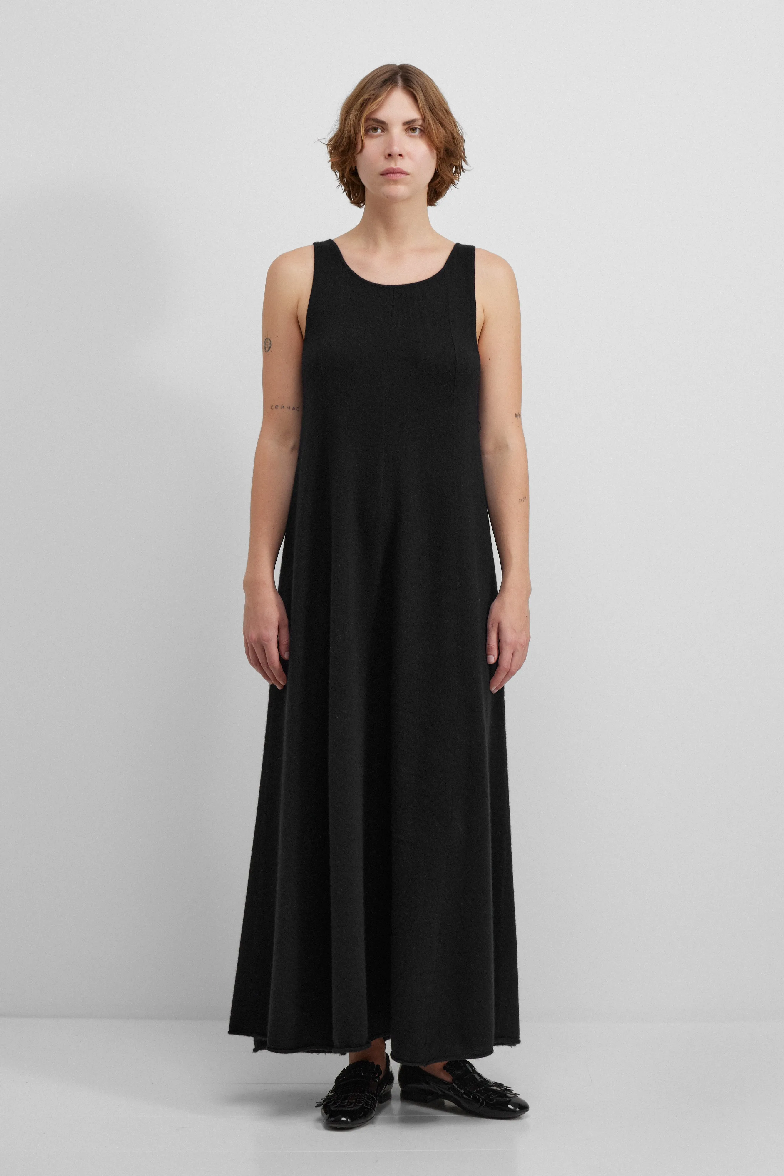 n°386 elisa short sold by extreme cashmere product image thumbnail 2