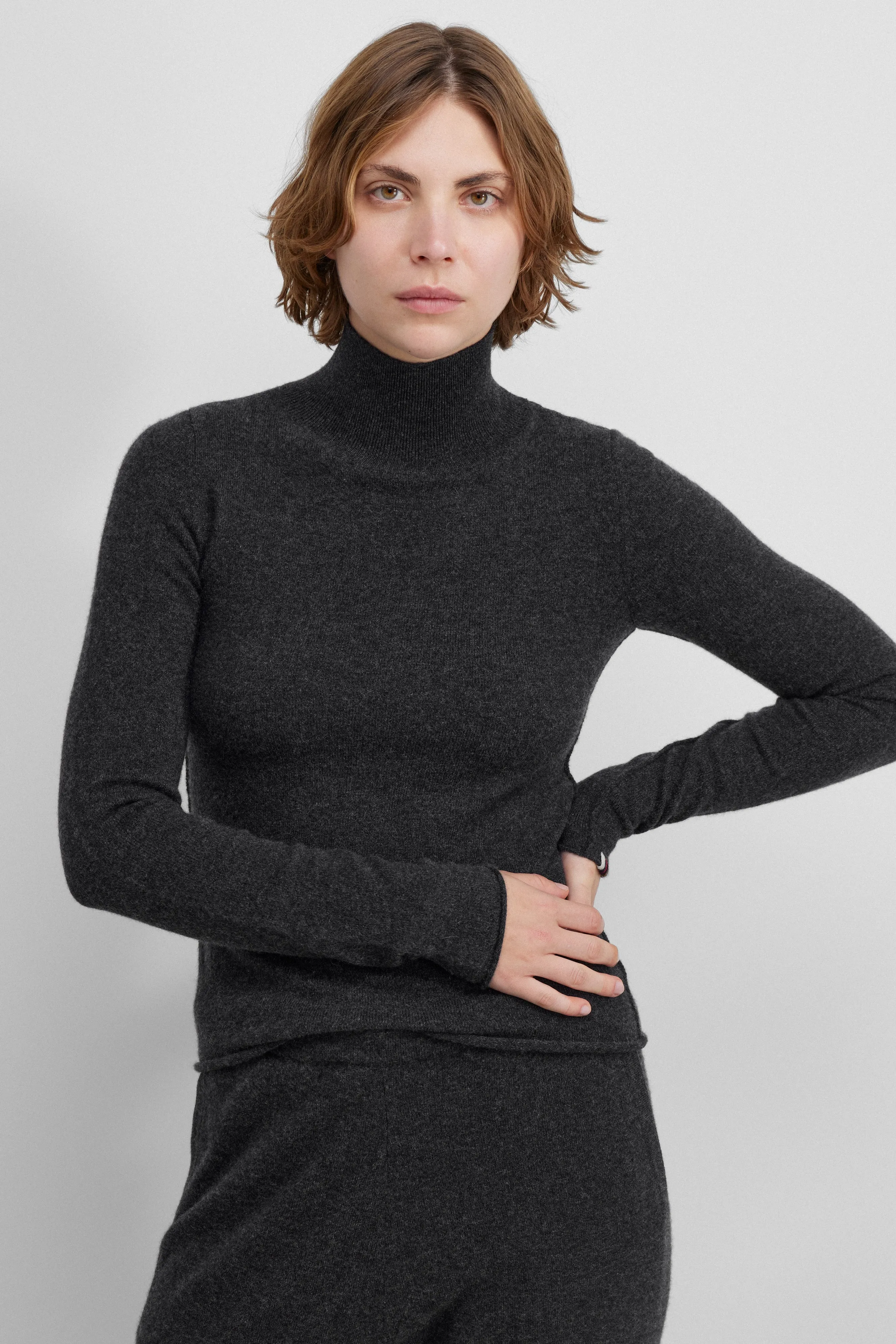 n°380 audrey sold by extreme cashmere product image thumbnail 3