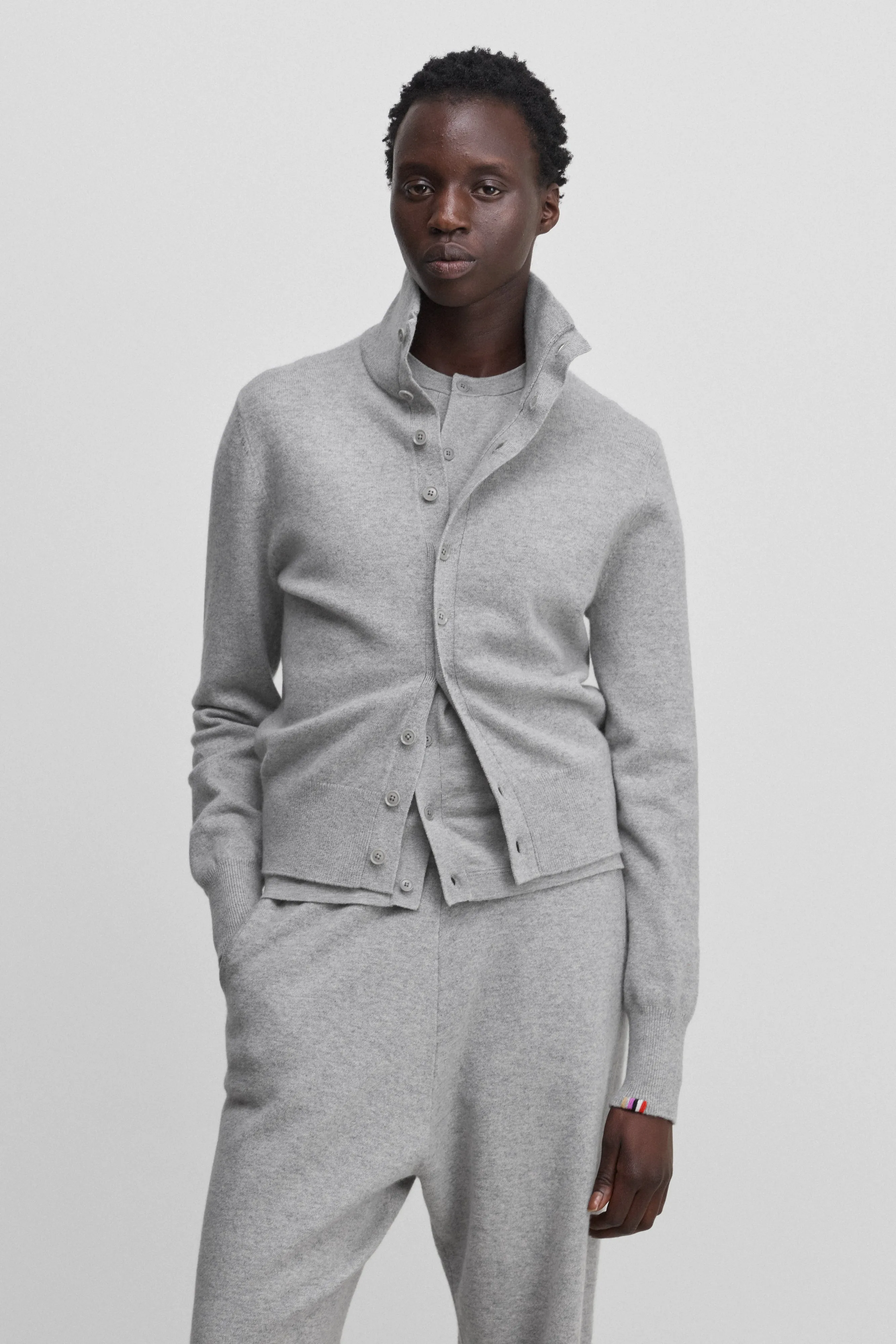 n°482 lita sold by extreme cashmere product image thumbnail 3