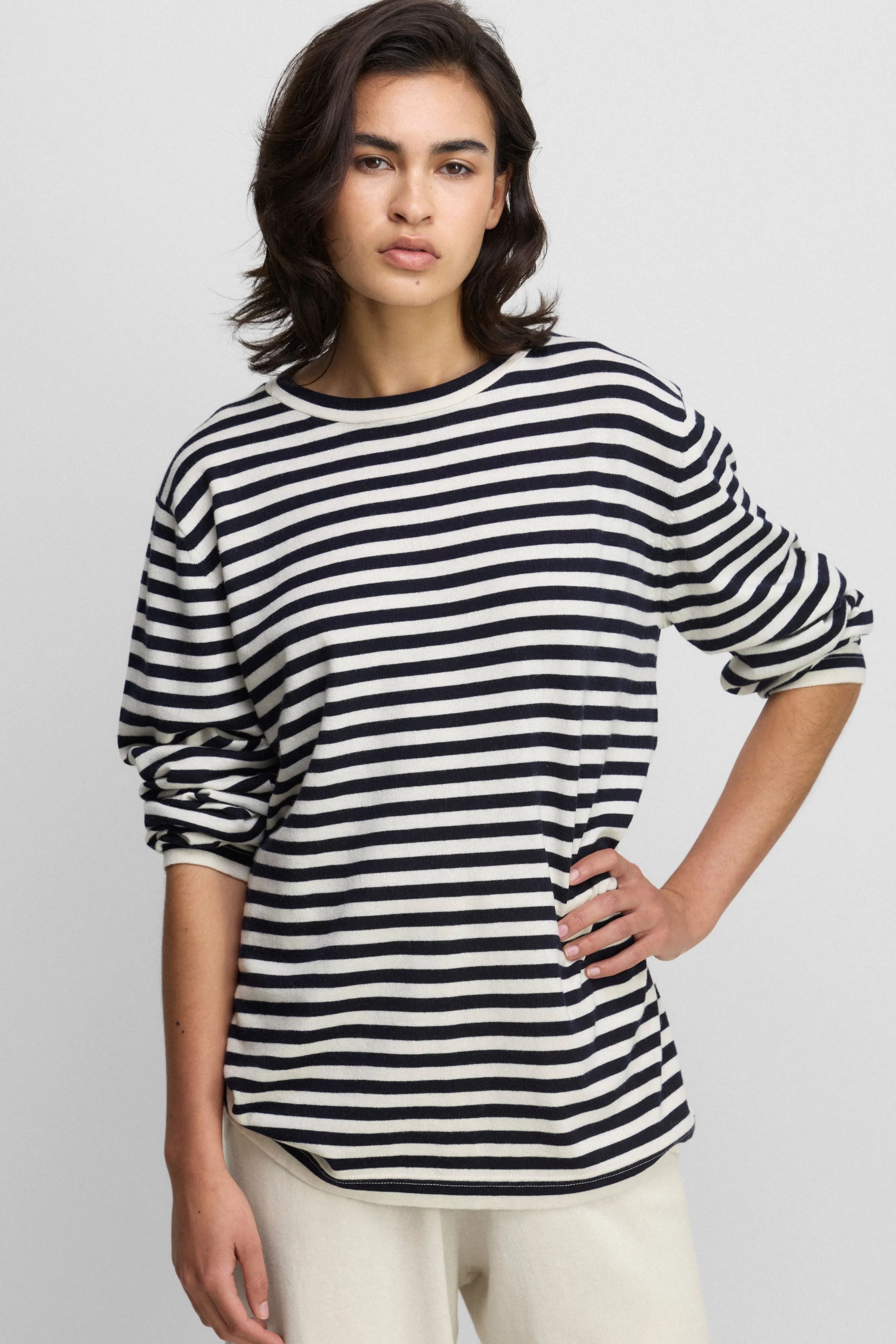 n°500 jones sold by extreme cashmere product image thumbnail 5