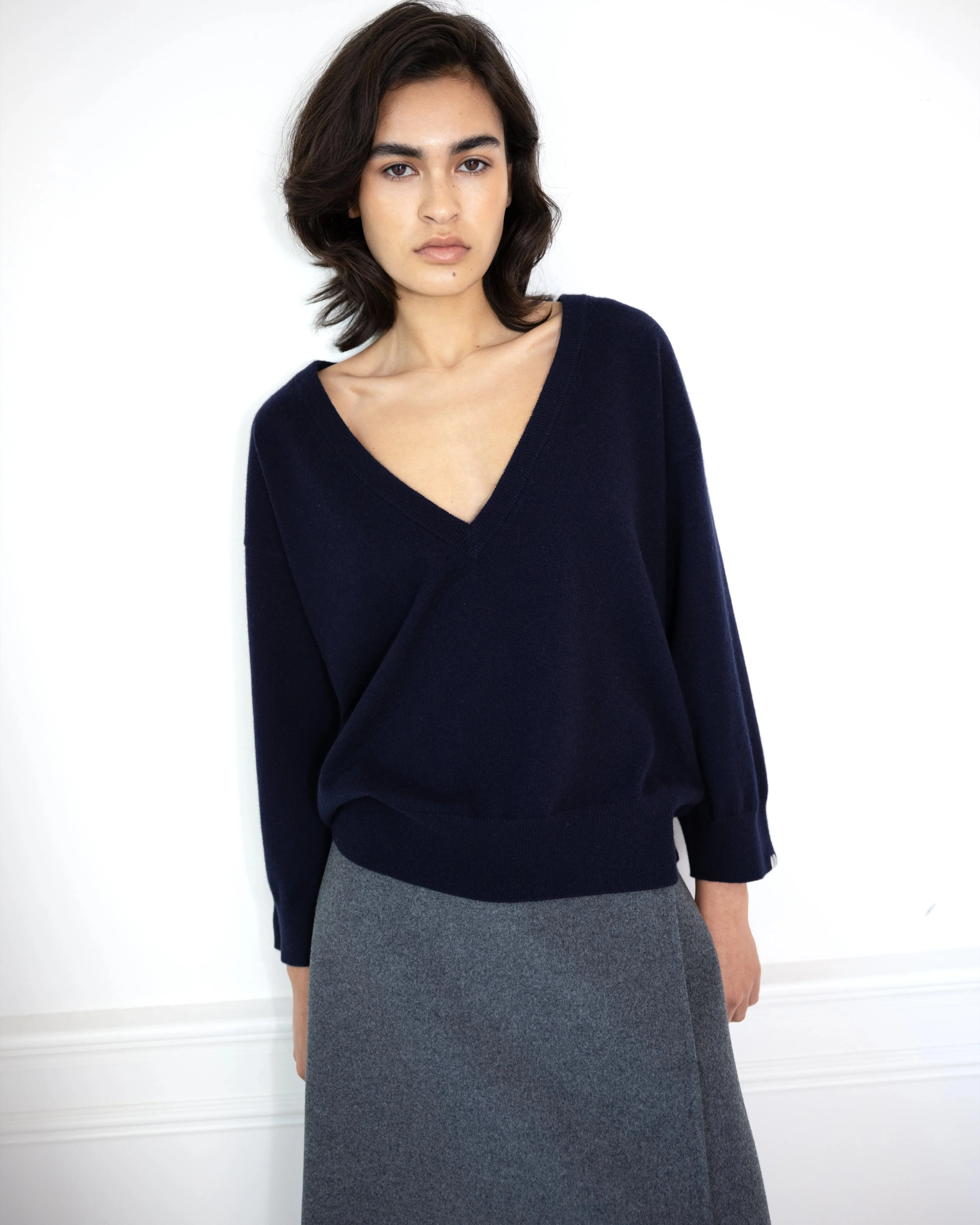 n°491 pearl sold by extreme cashmere product image thumbnail 2