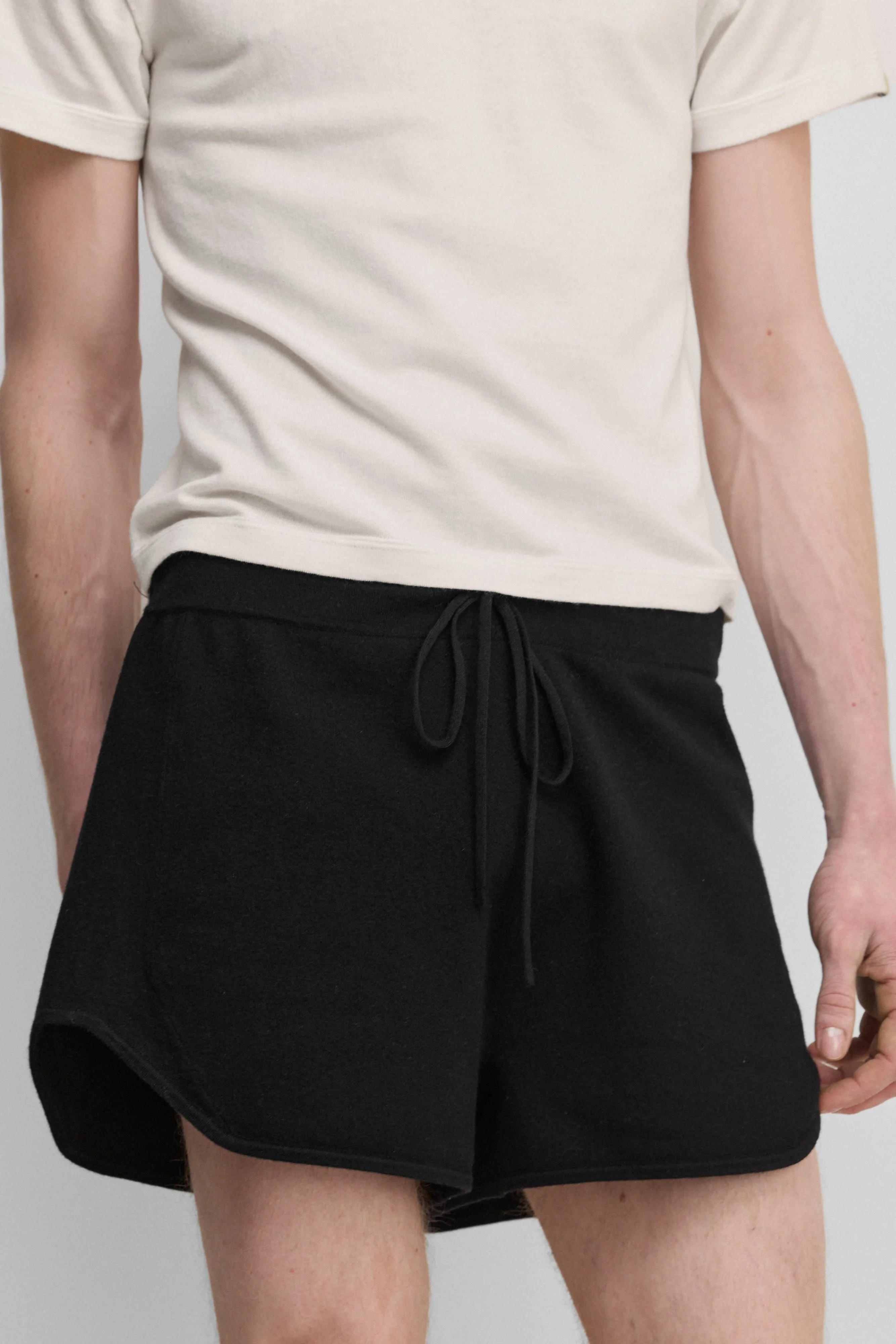 n°486 stretch sold by extreme cashmere product image thumbnail 3