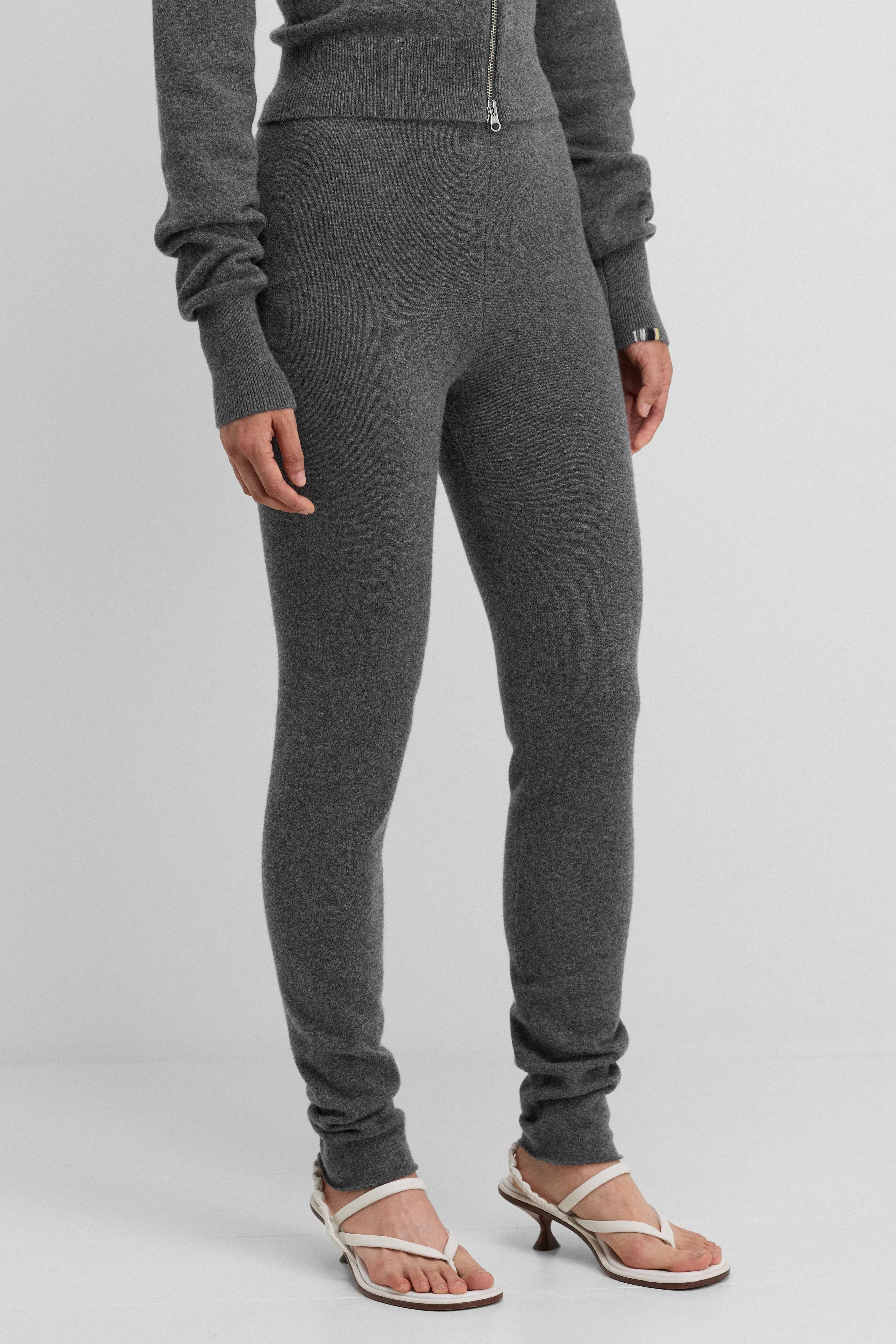 n°372 beat sold by extreme cashmere product image thumbnail 3