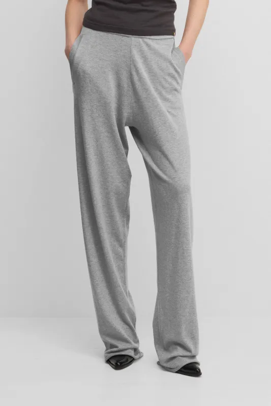 n°353 relax made by extreme cashmere