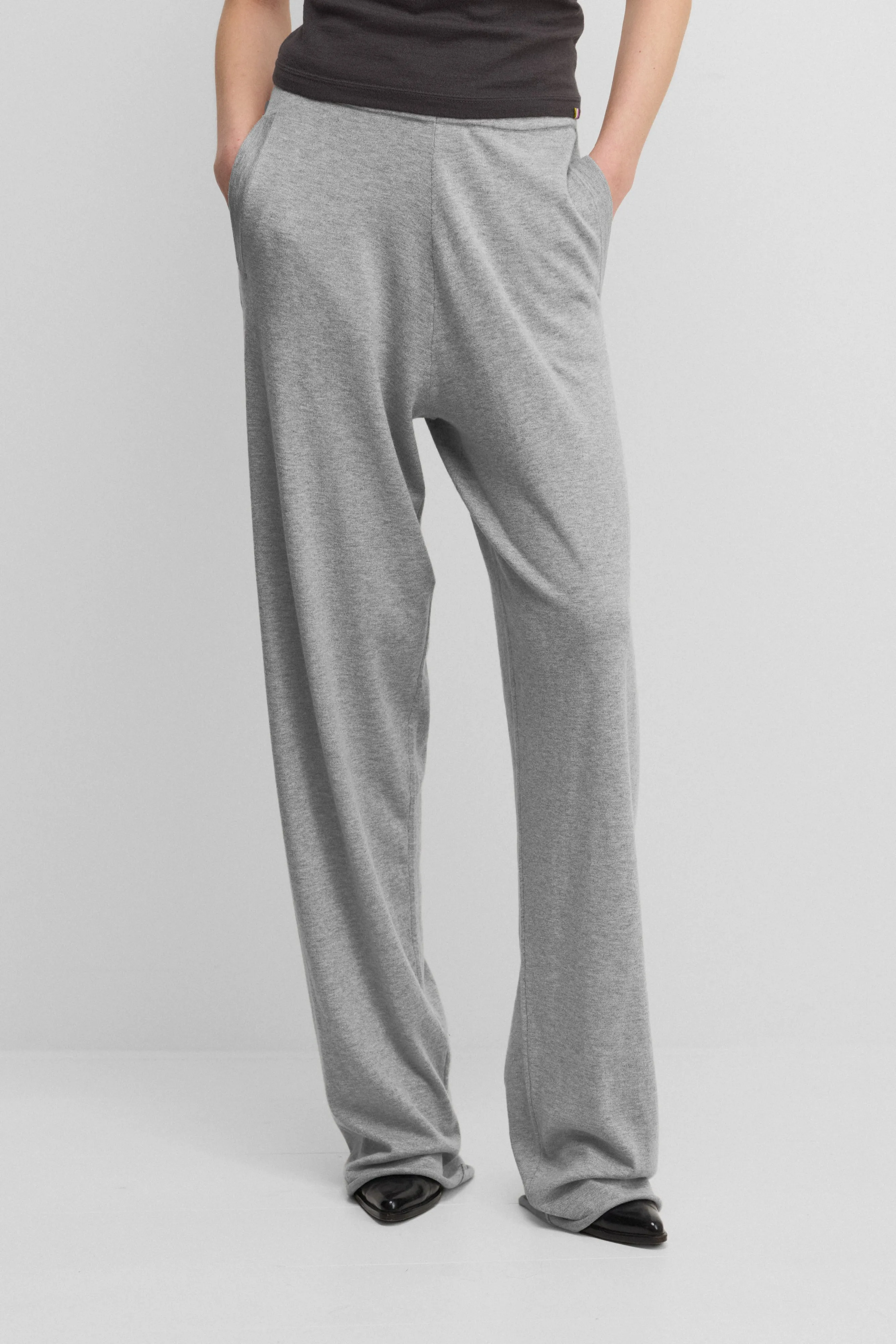n°353 relax sold by extreme cashmere