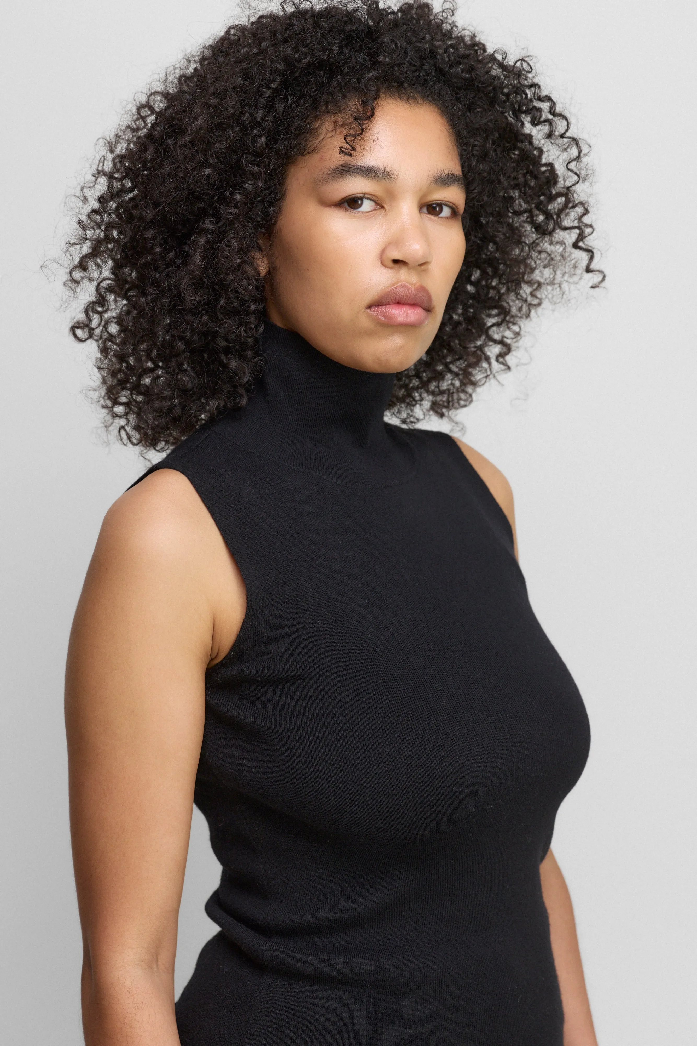 n°502 collo sold by extreme cashmere product image thumbnail 2
