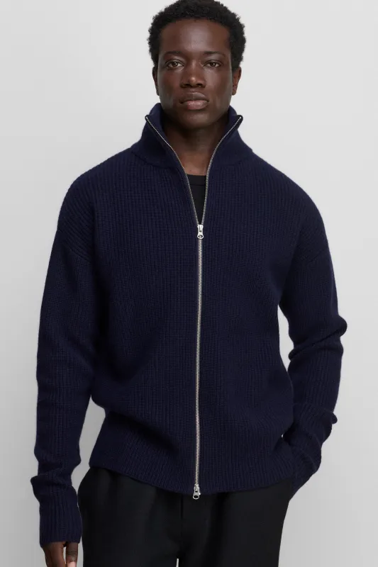 n°495 xtra yours made by extreme cashmere