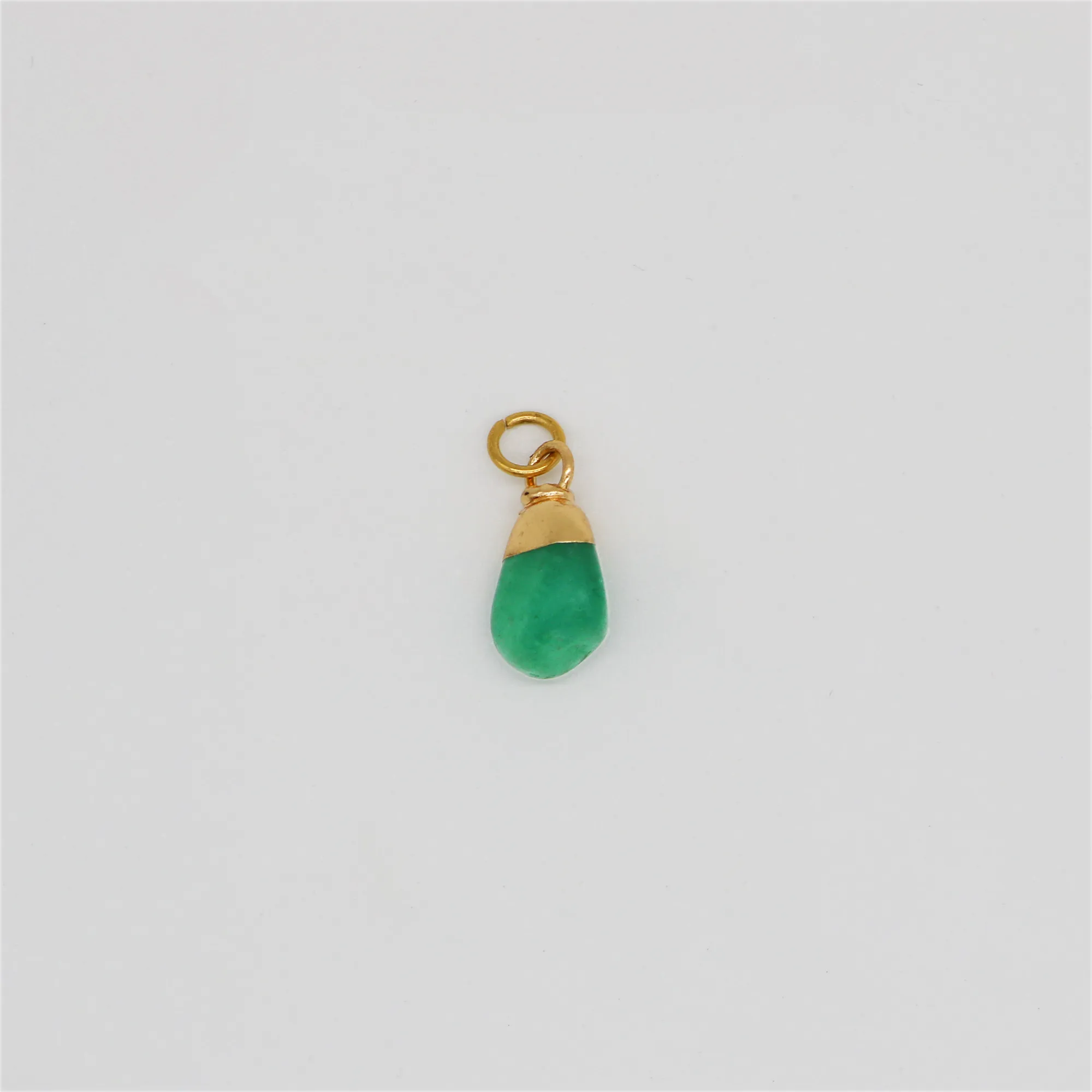 Emerald (May) Gemstone Charm sold by Regina jewelry