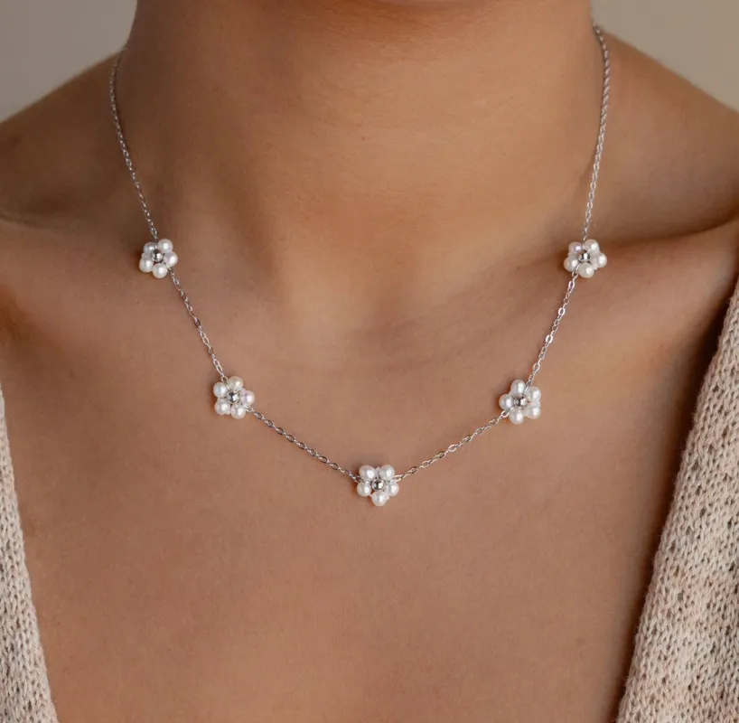 FREE GIFT | Daisy Pearl Chain sold by Regina jewelry