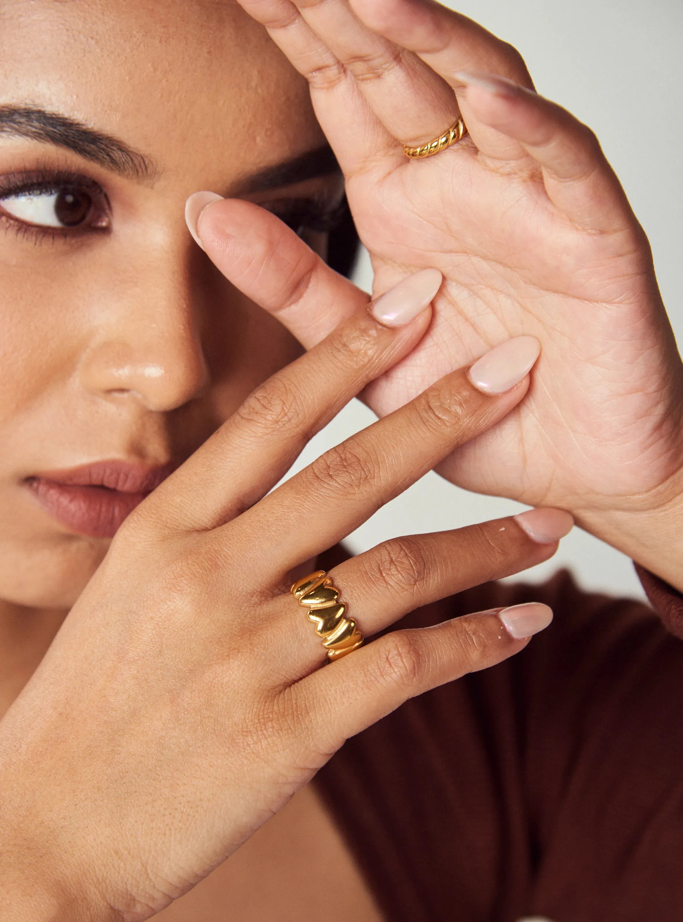 Hearts Wrap Around Ring sold by Regina jewelry product image thumbnail 2