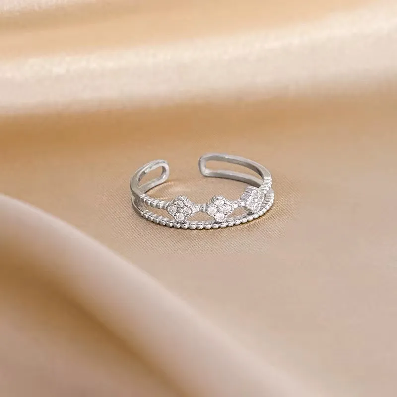 Clover Wrap Ring Sterling Silver made by Regina jewelry