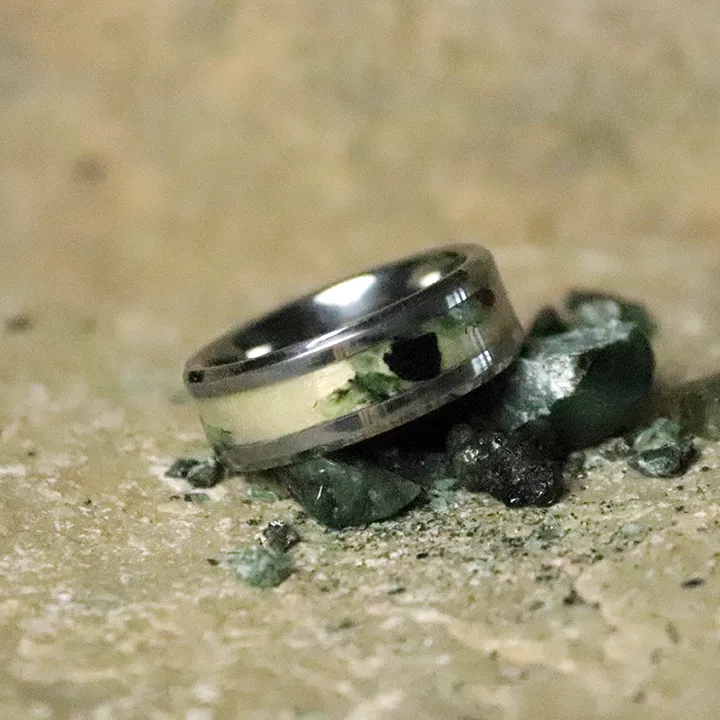 Aspen Emerald Inlay Ring sold by Rose Anvil product image thumbnail 3