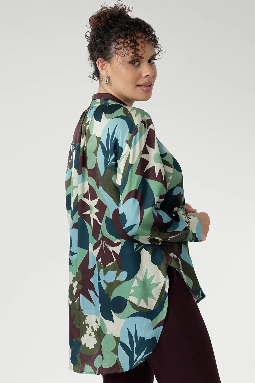 Ellis Shirt in Scandi Abstract sold by Leina & Fleur product image thumbnail 3