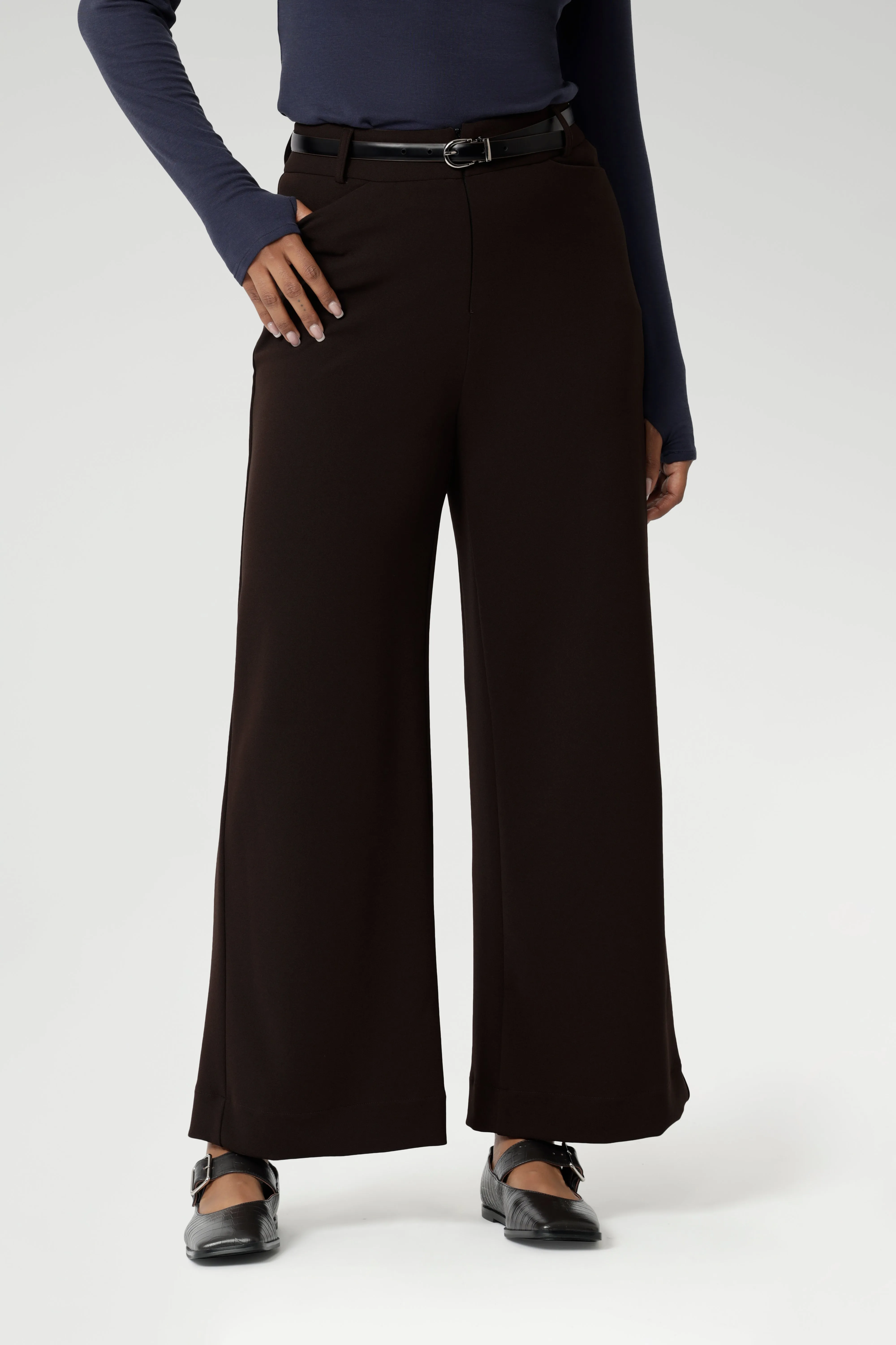 Drew Pant in Cocoa sold by Leina & Fleur product image thumbnail 3