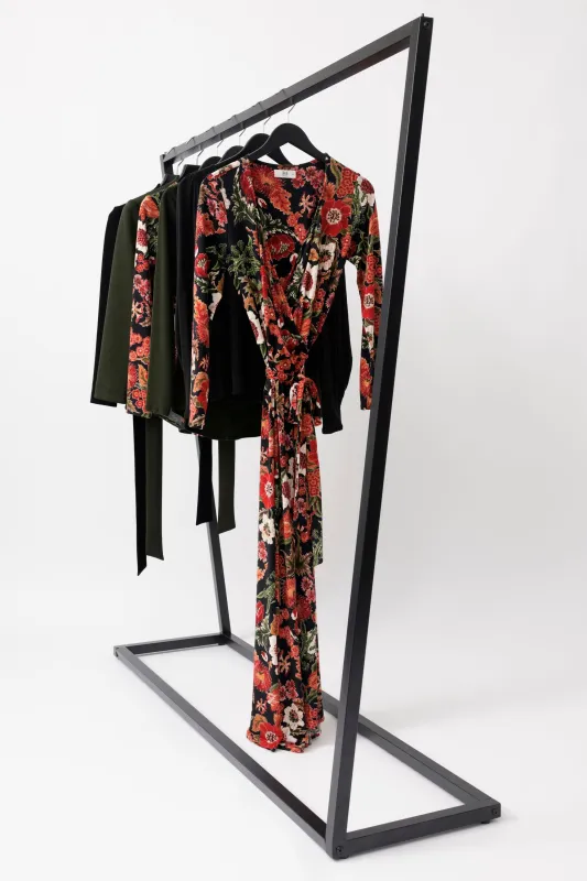 L+F Virtual Style Session sold by Leina & Fleur