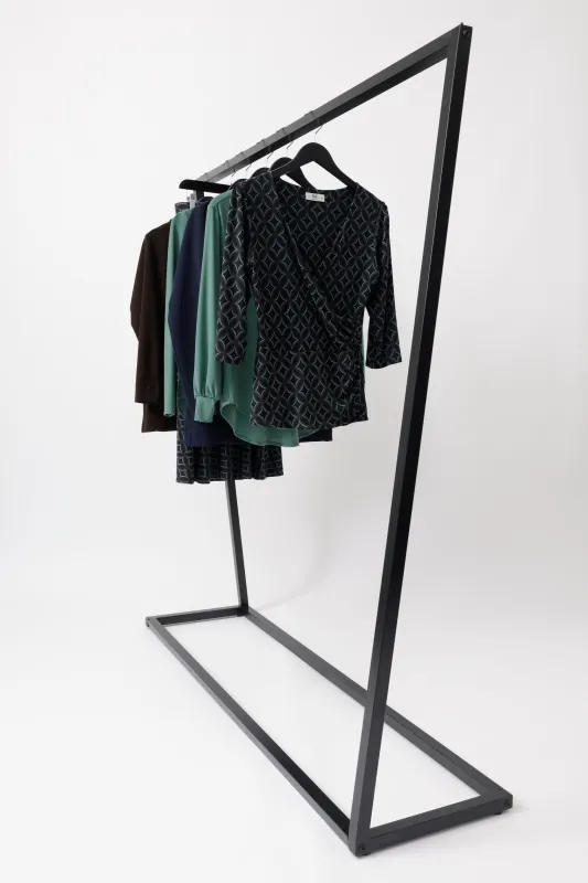 L+F Style Session (in-person) sold by Leina & Fleur