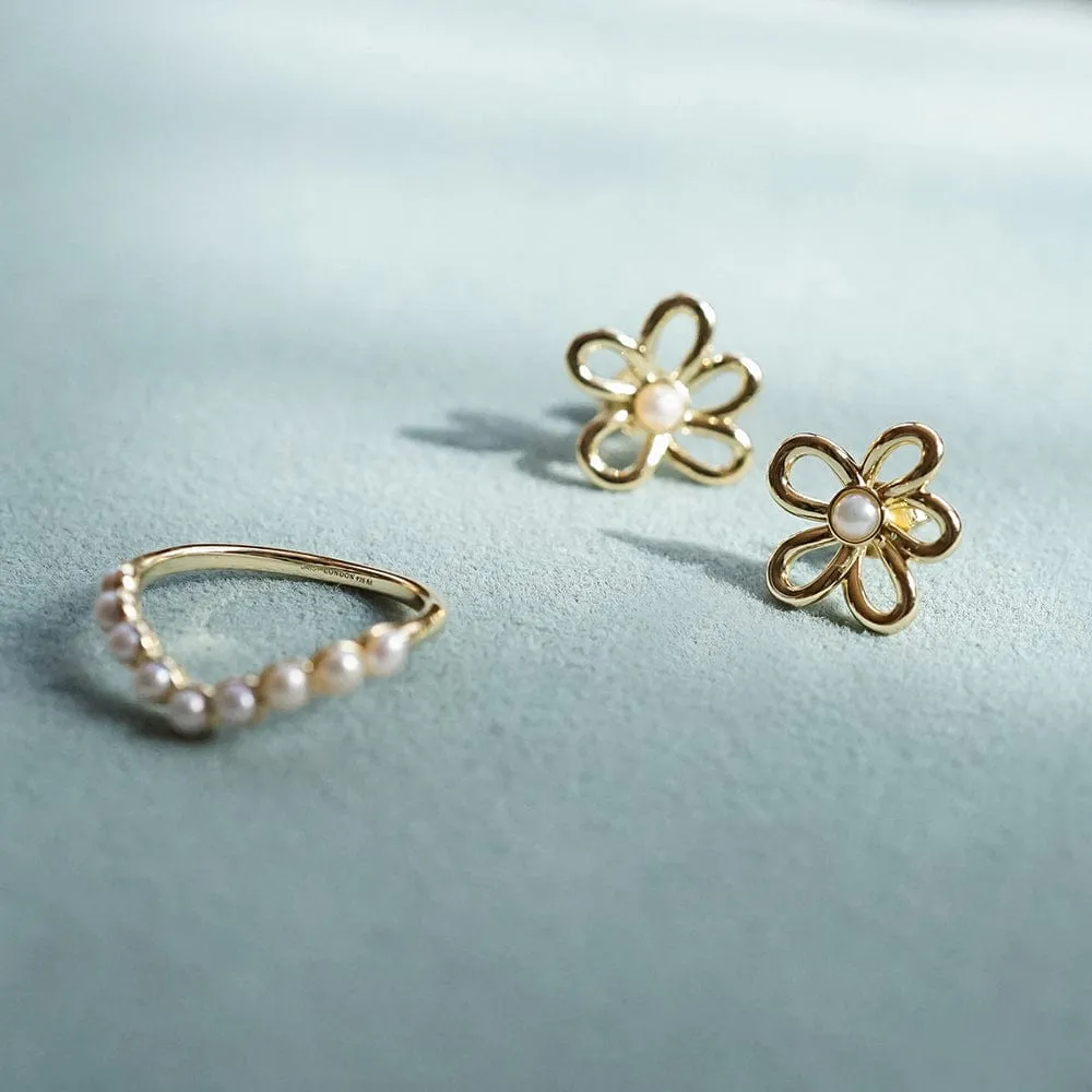 Daisy Bow Stud Earrings 18ct Gold Plate sold by Daisy Jewellery product image thumbnail 3