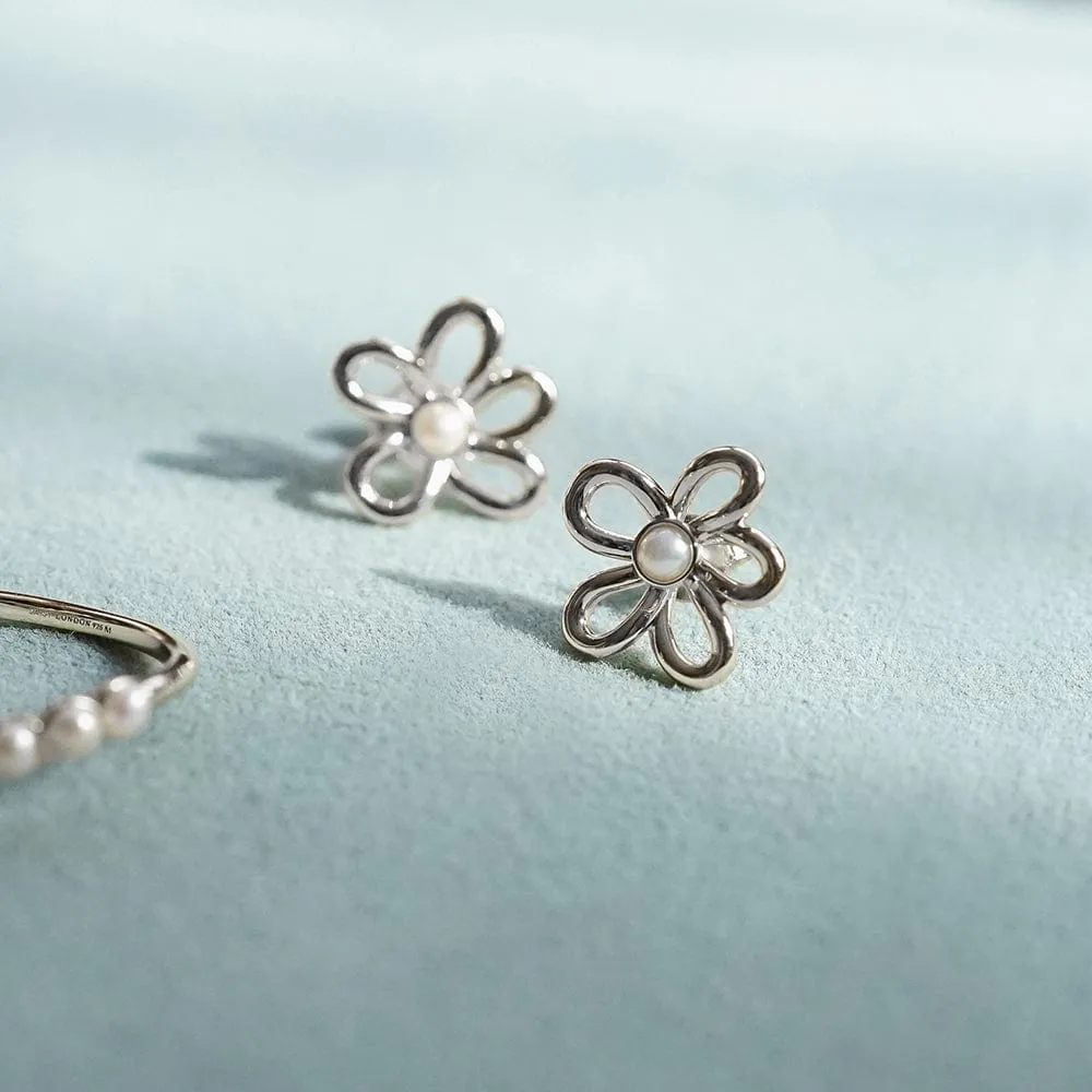 Daisy Bow Stud Earrings Sterling Silver sold by Daisy Jewellery product image thumbnail 3