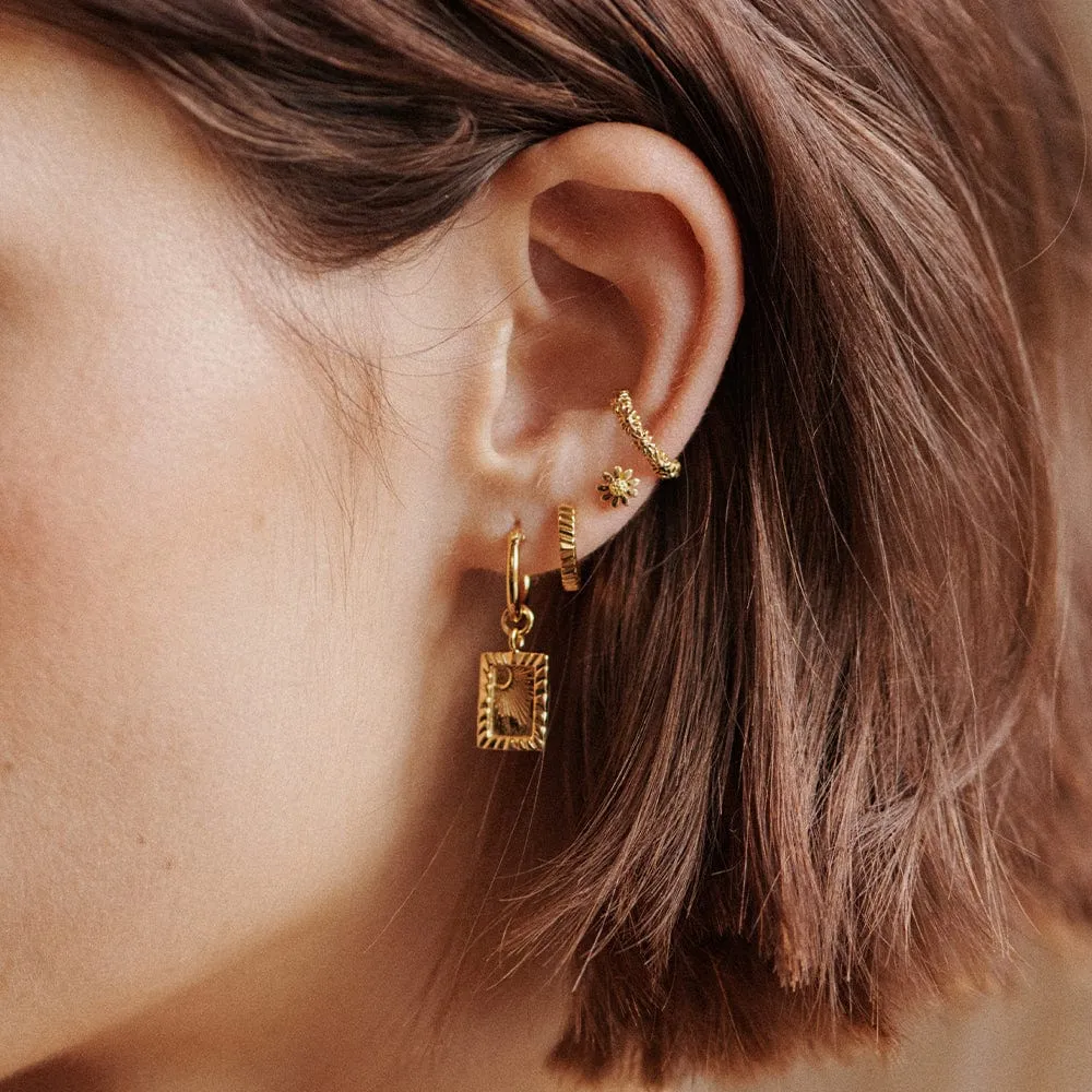 FREE Marguerite Daisy Stud Earrings 18ct Gold Plate sold by Daisy Jewellery product image thumbnail 2