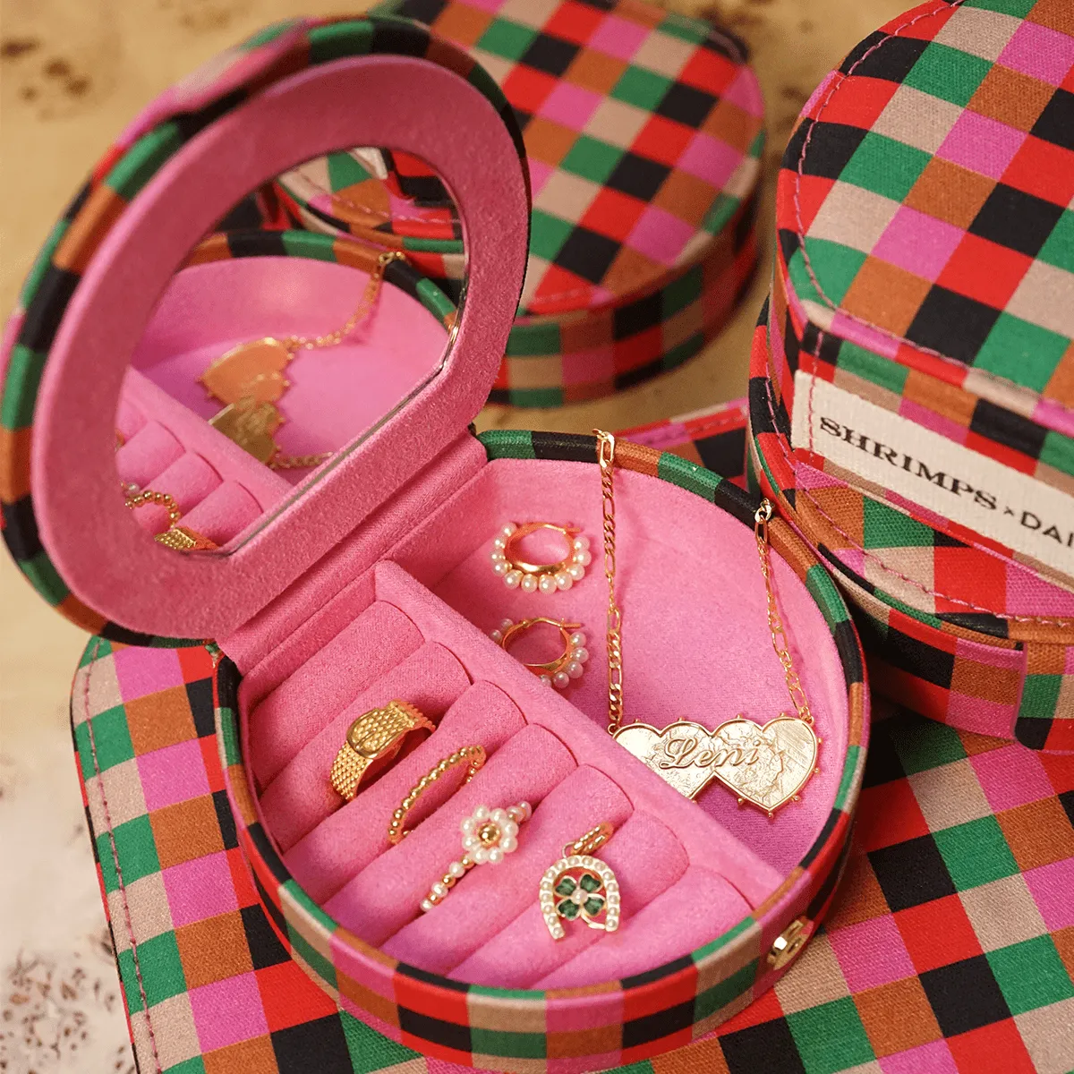 FREE Shrimps Compact Pink Jewellery Case sold by Daisy Jewellery product image thumbnail 2