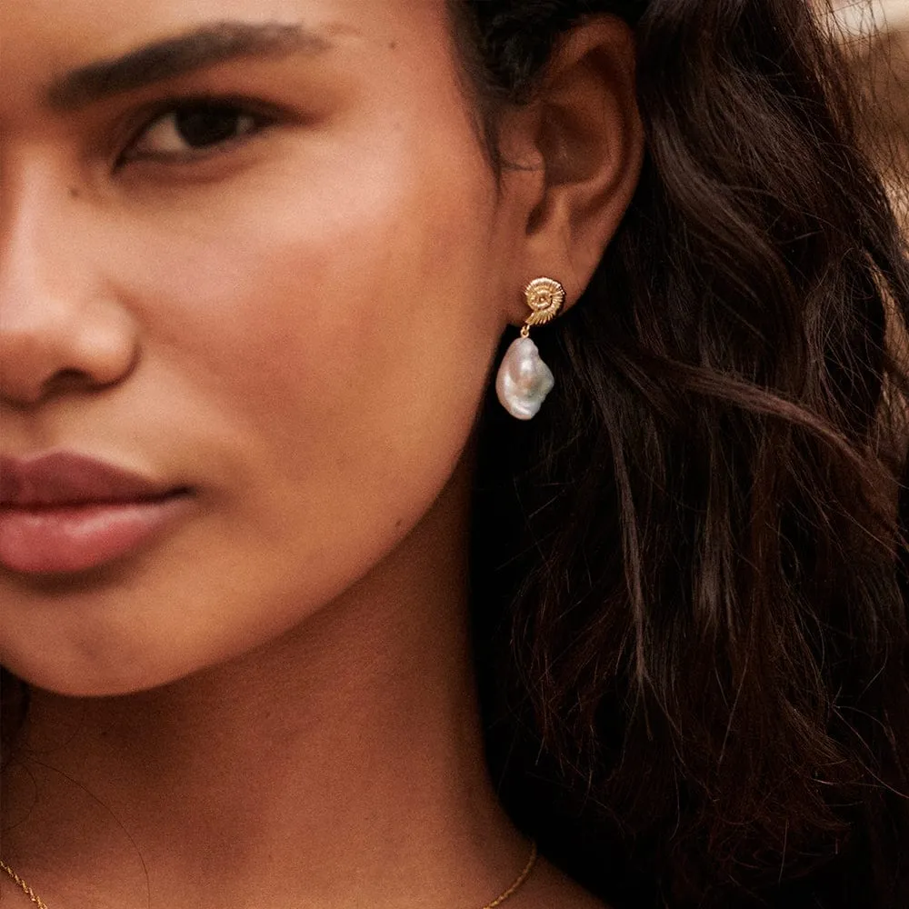 Pearl And Shells Layering Set 18ct Gold Plate sold by Daisy Jewellery product image thumbnail 2