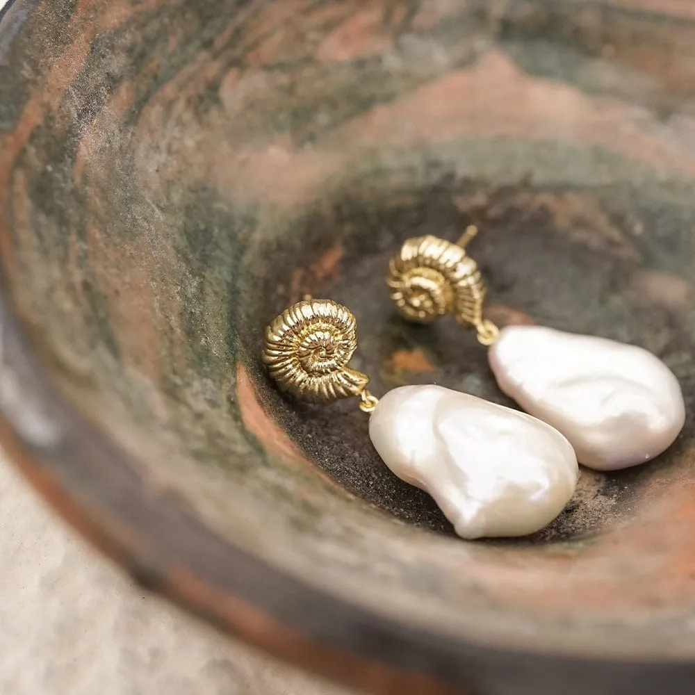 Pearl And Shells Layering Set 18ct Gold Plate sold by Daisy Jewellery product image thumbnail 3