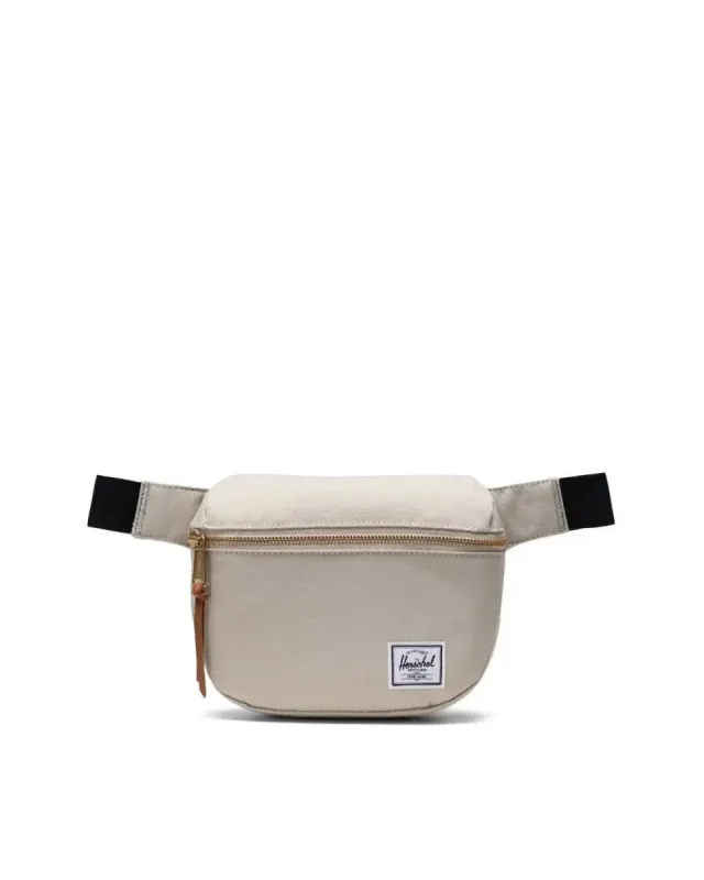 Fifteen Hipsack sold by Plenty