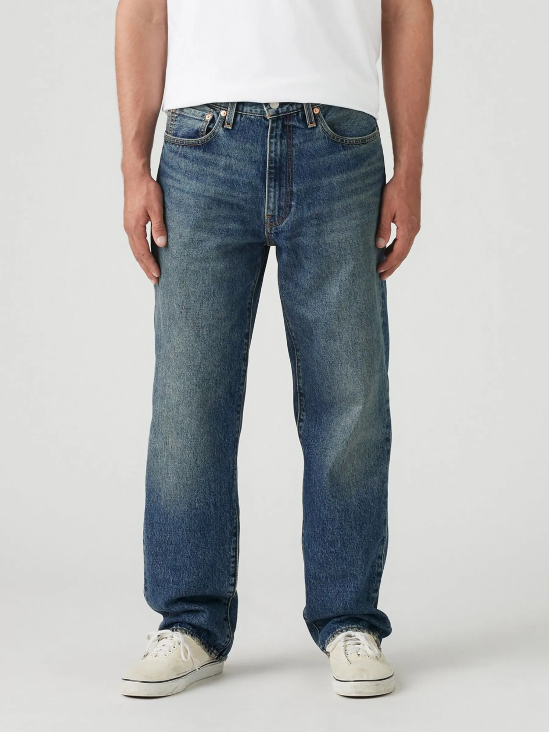 568 Loose Straight - Aisle Seat sold by Plenty product image thumbnail 3