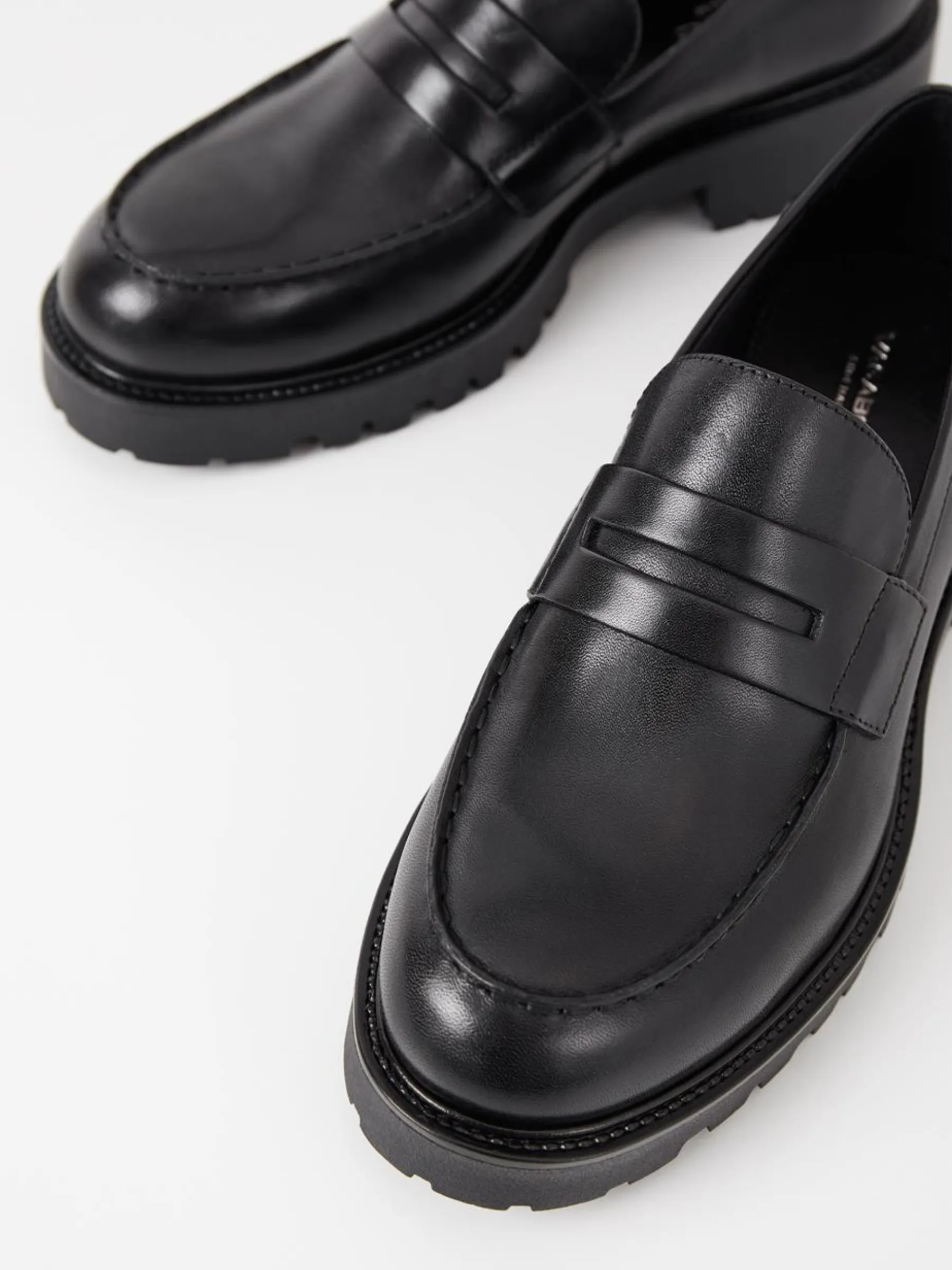 Kenova Loafer sold by Plenty product image thumbnail 4