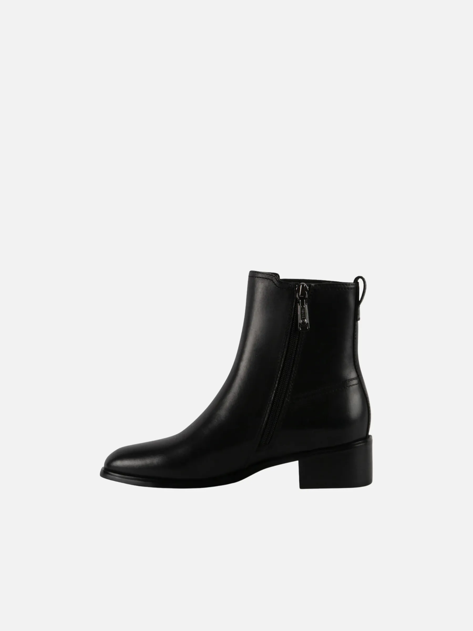 Sesha Waterproof Leather Chelsea Boot sold by Plenty product image thumbnail 2