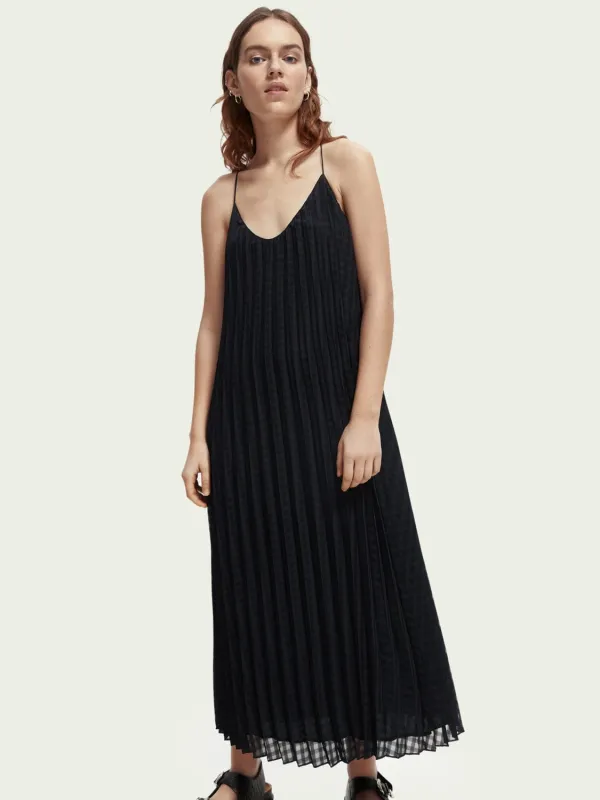 Checked Midi Dress With Pleats sold by Plenty