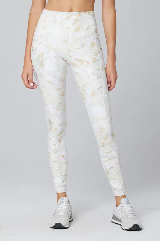 Dynamic Pant- Vanilla sold by Plenty