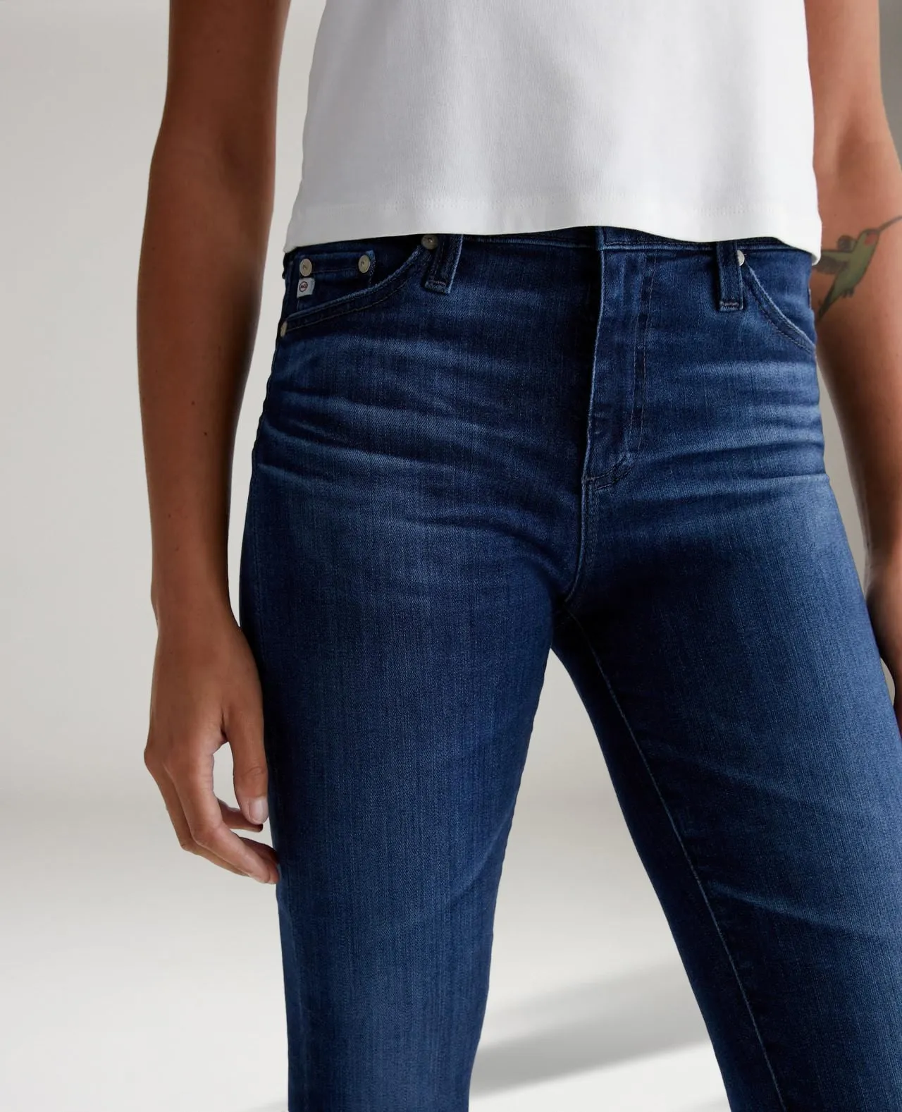 Mari Midrise Slim Straight Leg Jeans - 5 Years Blue Essence sold by Plenty product image thumbnail 4