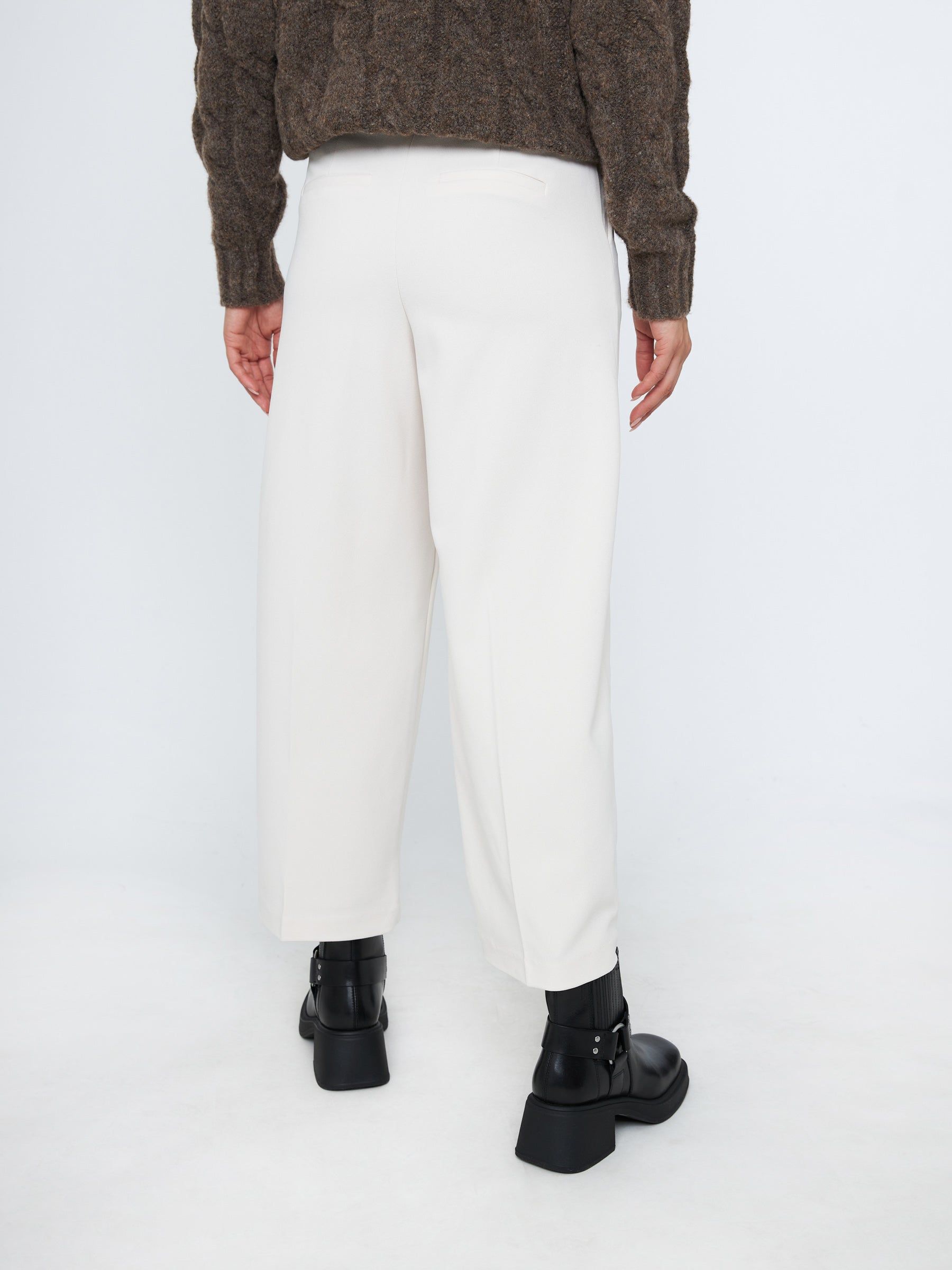 Wynia Pintuck Pants sold by Plenty product image thumbnail 4