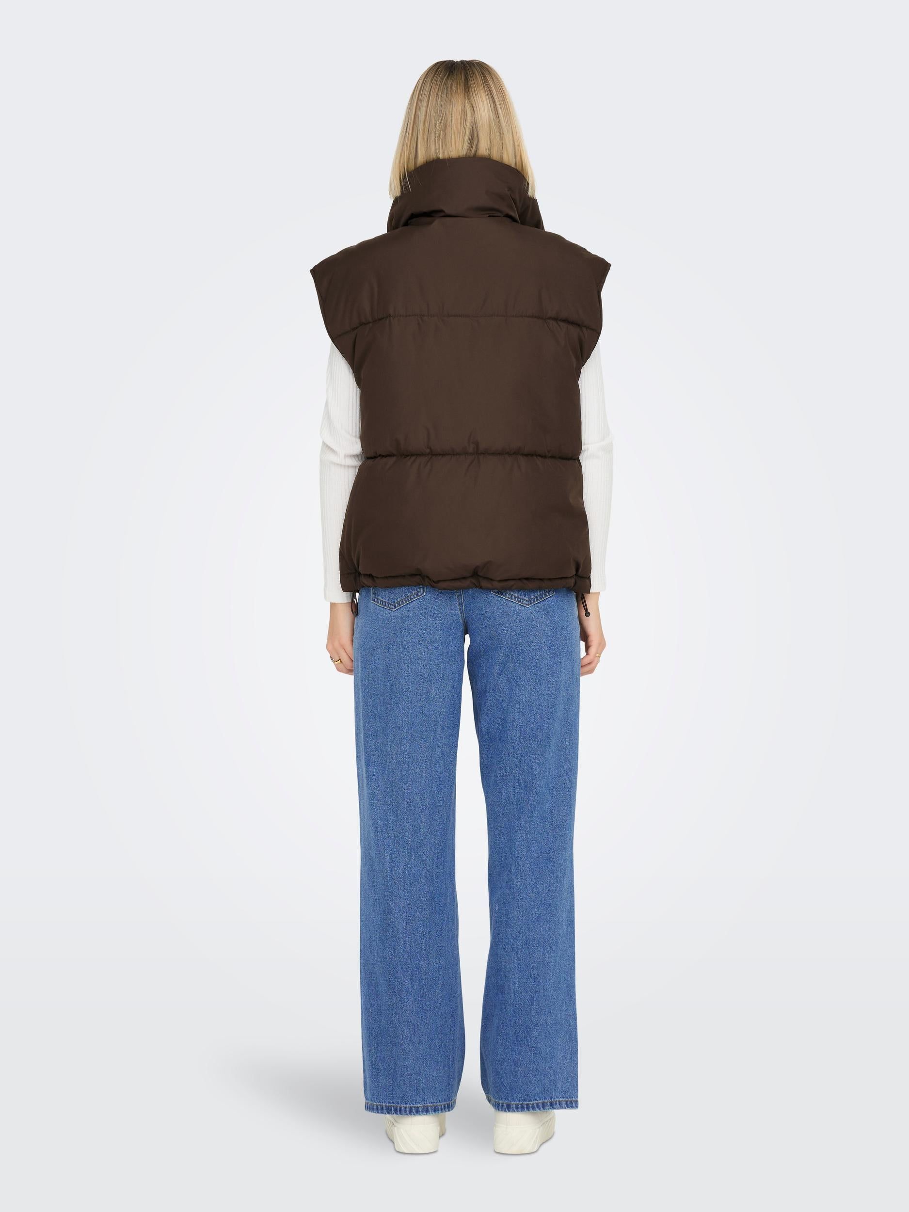 Tenna Quilt Vest sold by Plenty product image thumbnail 2