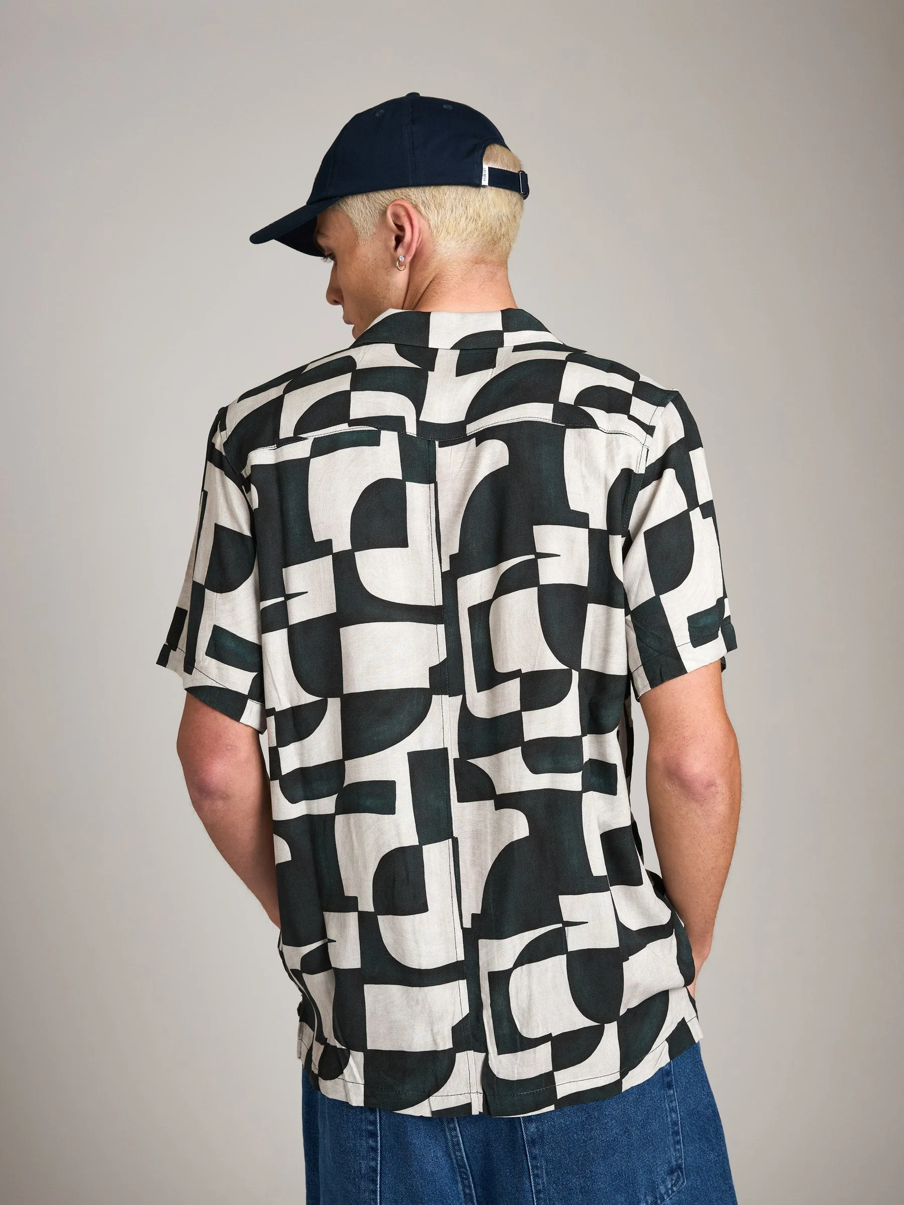 Beach Shirt 2.0 sold by Plenty product image thumbnail 3