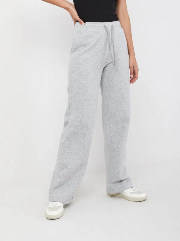 Kaiya Sweatpants sold by Plenty