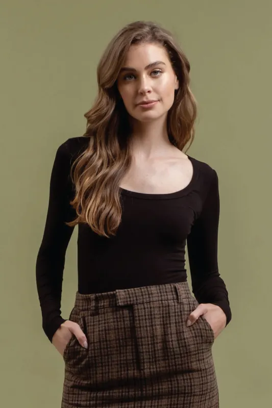 Solid Scoop Long Sleeve made by Blu Pepper