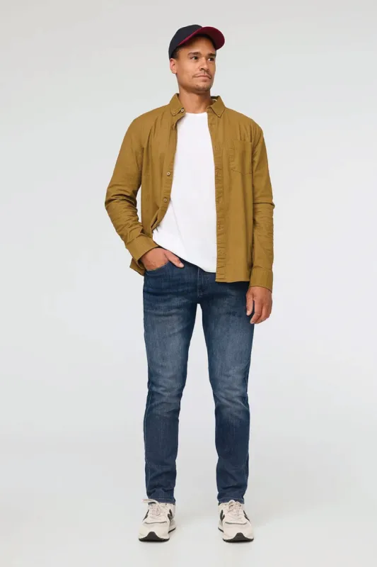 Performance Denim Relaxed Taper made by DUER