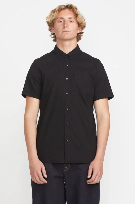 Everett Oxford Short Sleeve Shirt made by Volcom