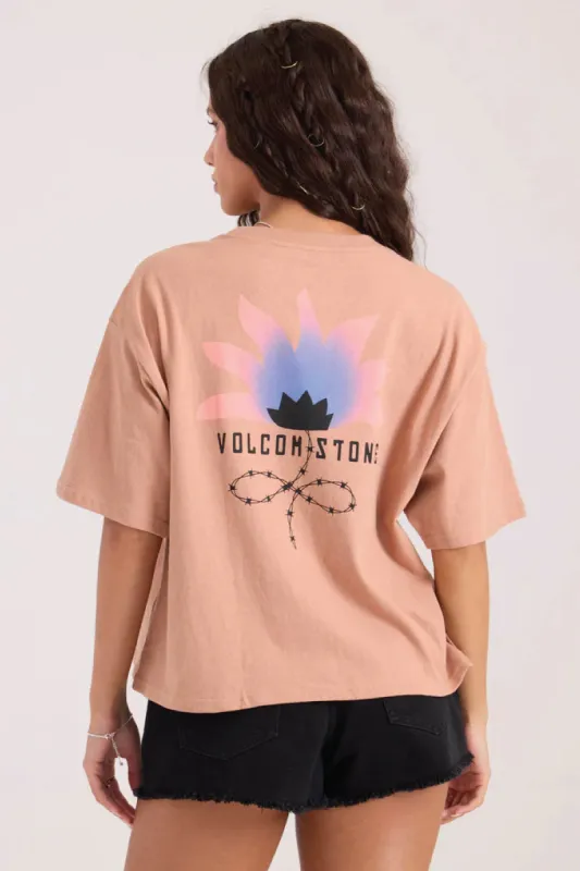 Bliss Tee made by Volcom