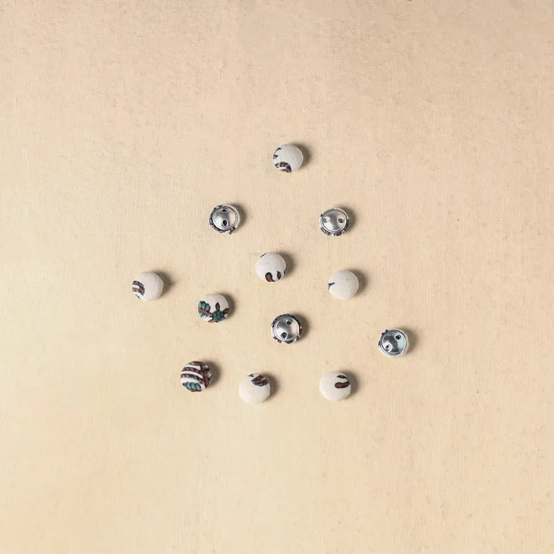 1.5cm Handmade Fabric Small Button (Set of 12) 33 sold by Itokri