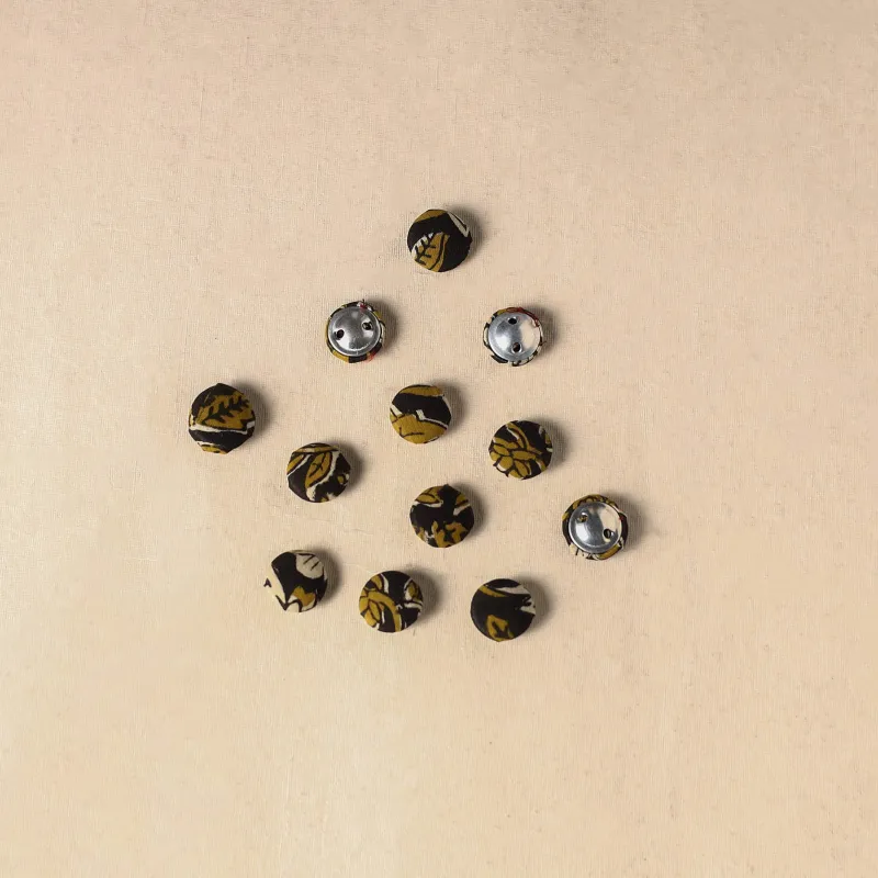 Black - 1.5cm Handmade Fabric Small Button (Set of 12) 07 made by Itokri