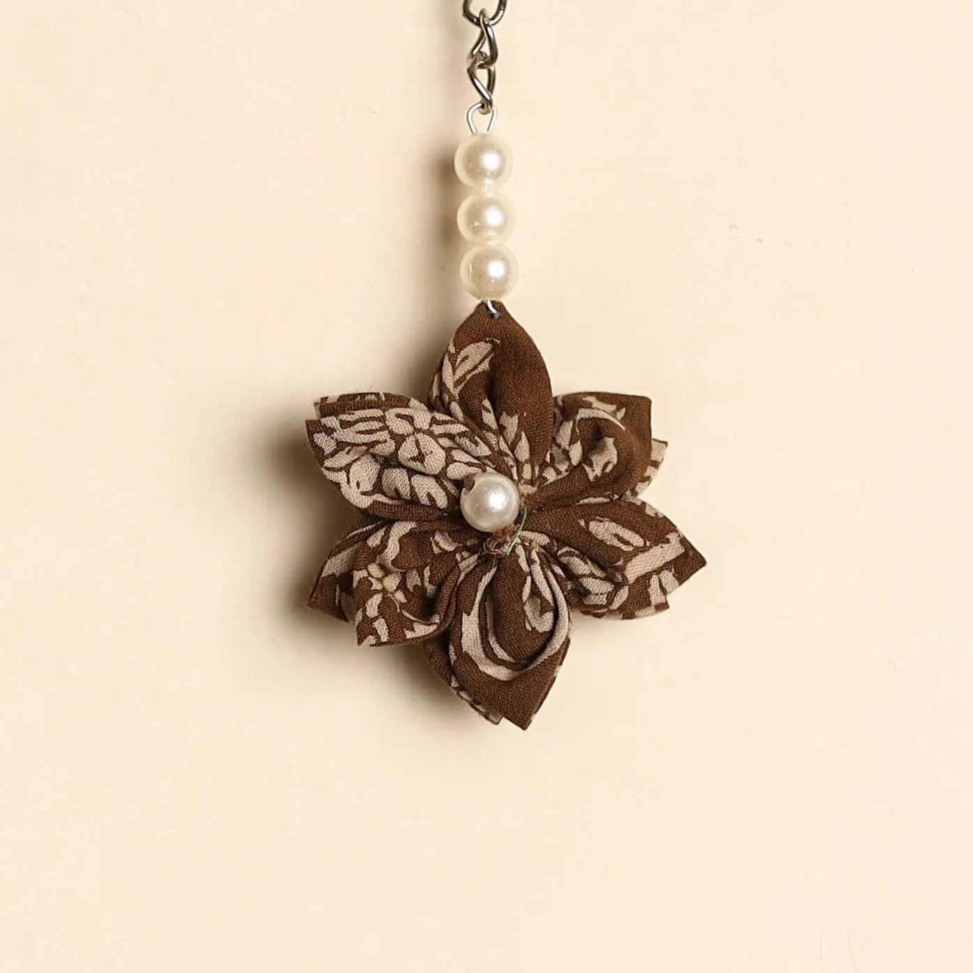 Brown - Beaded Fabart Flower Keychain 10 sold by Itokri product image thumbnail 2