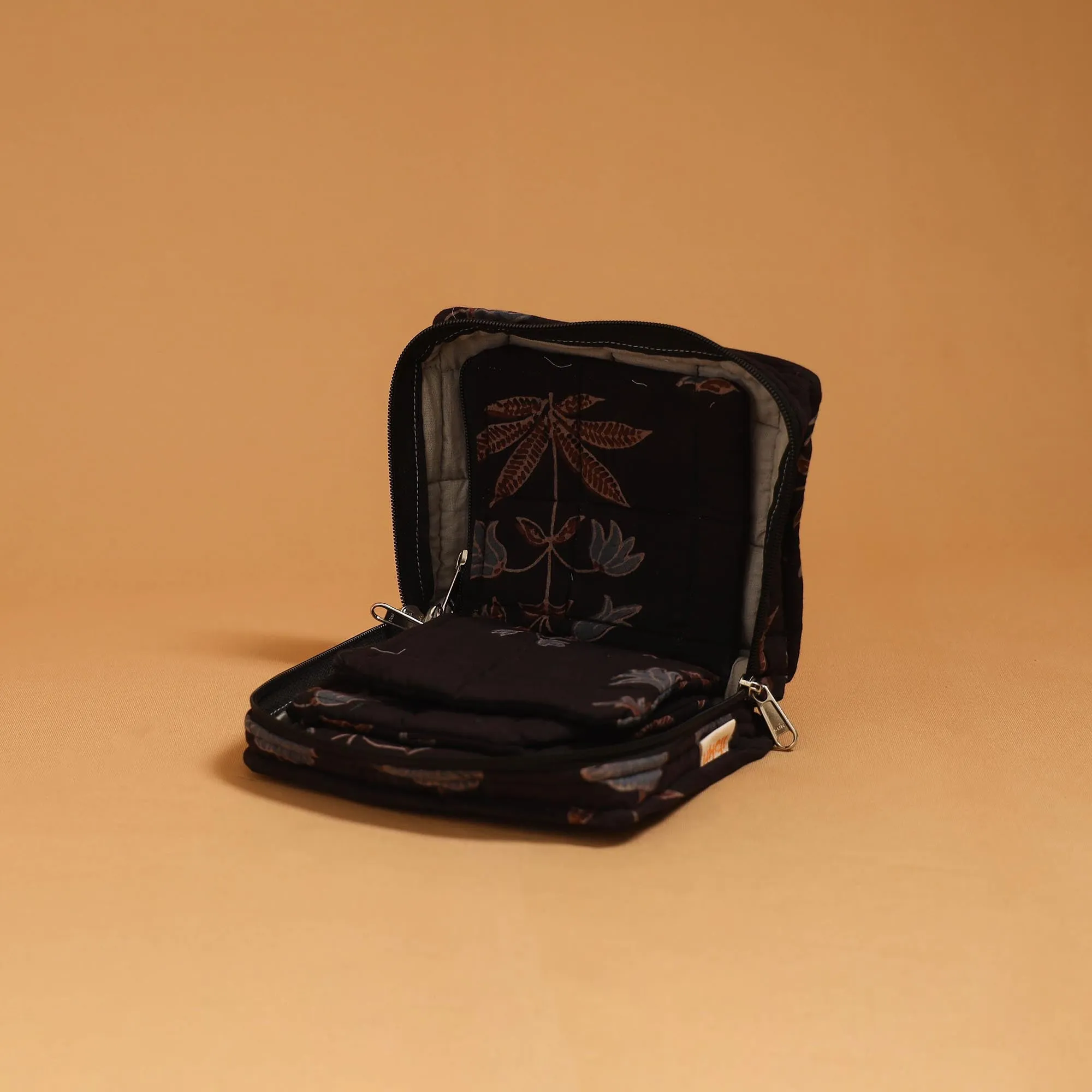 Black - Handmade 4 Pockets Quilted Jewellery Bag 34 sold by Itokri product image thumbnail 3