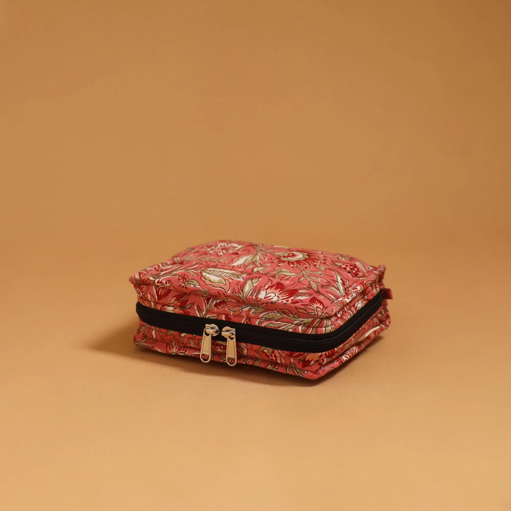 Red - Handmade 4 Pockets Quilted Jewellery Bag 05 sold by Itokri product image thumbnail 2