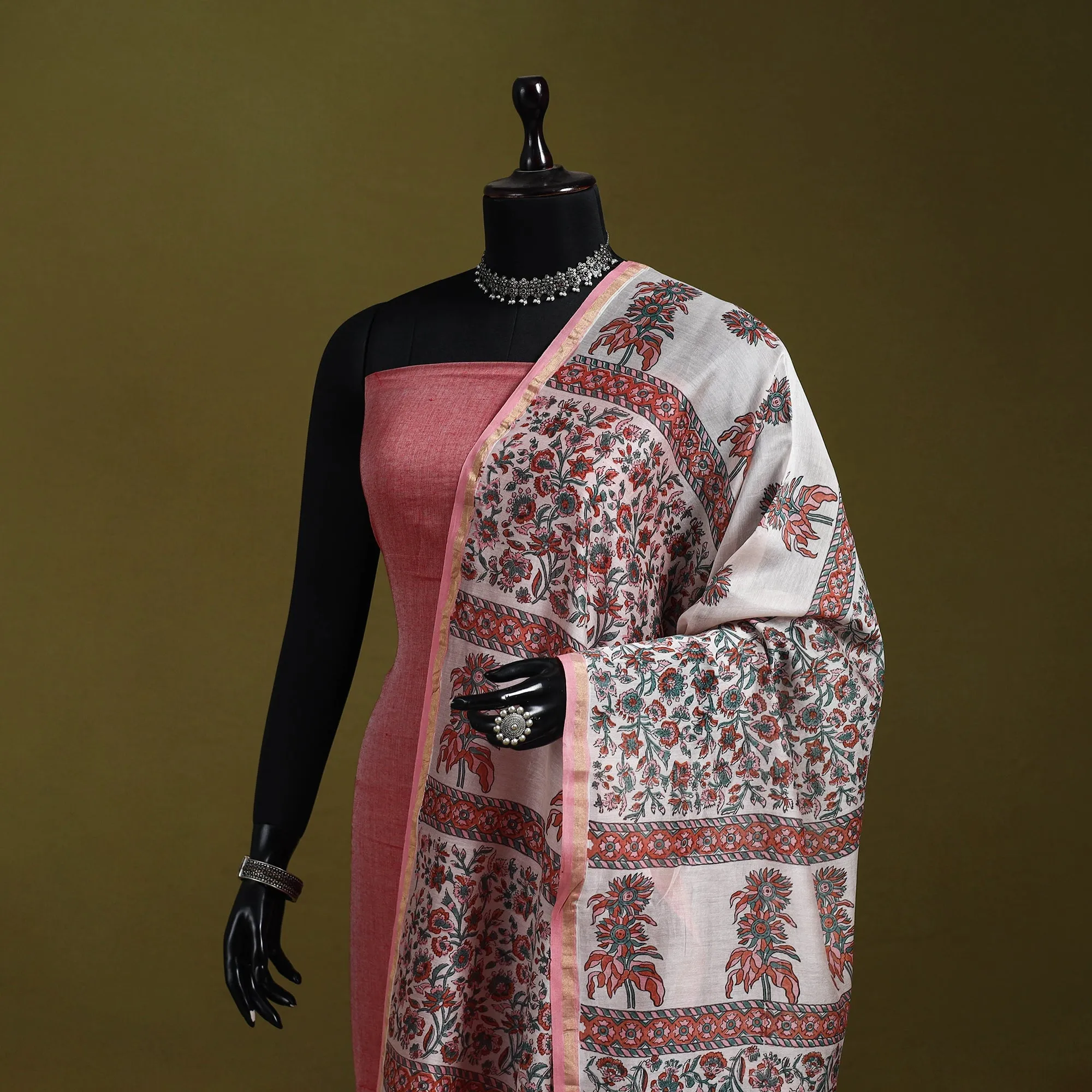 Pink - Handloom Chanderi Silk Hand Block Sanganeri Print Dupatta 36 sold by Itokri product image thumbnail 2