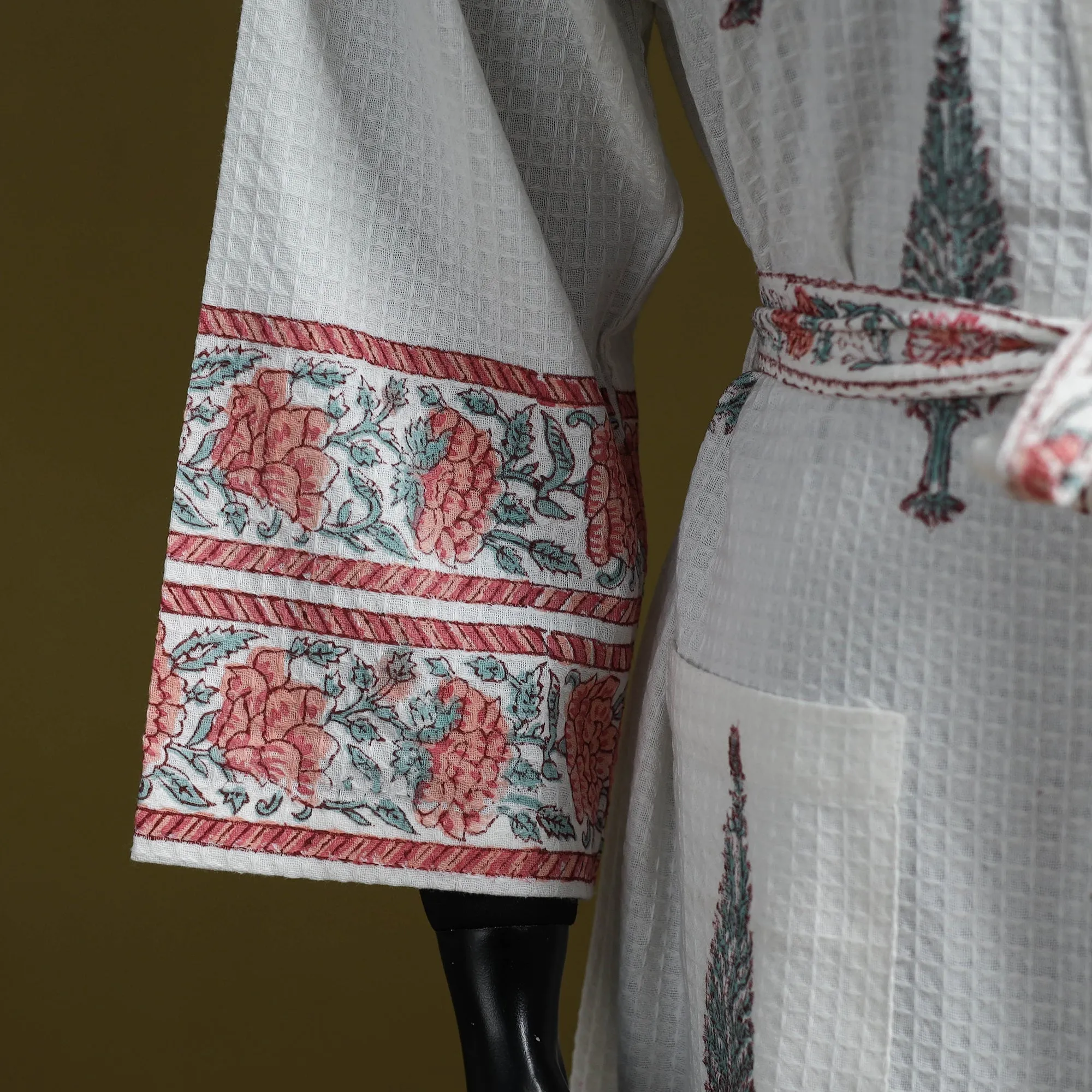 White - Sanganeri Block Print Waffle Weave Handwoven Bath Robe 20 sold by Itokri product image thumbnail 3