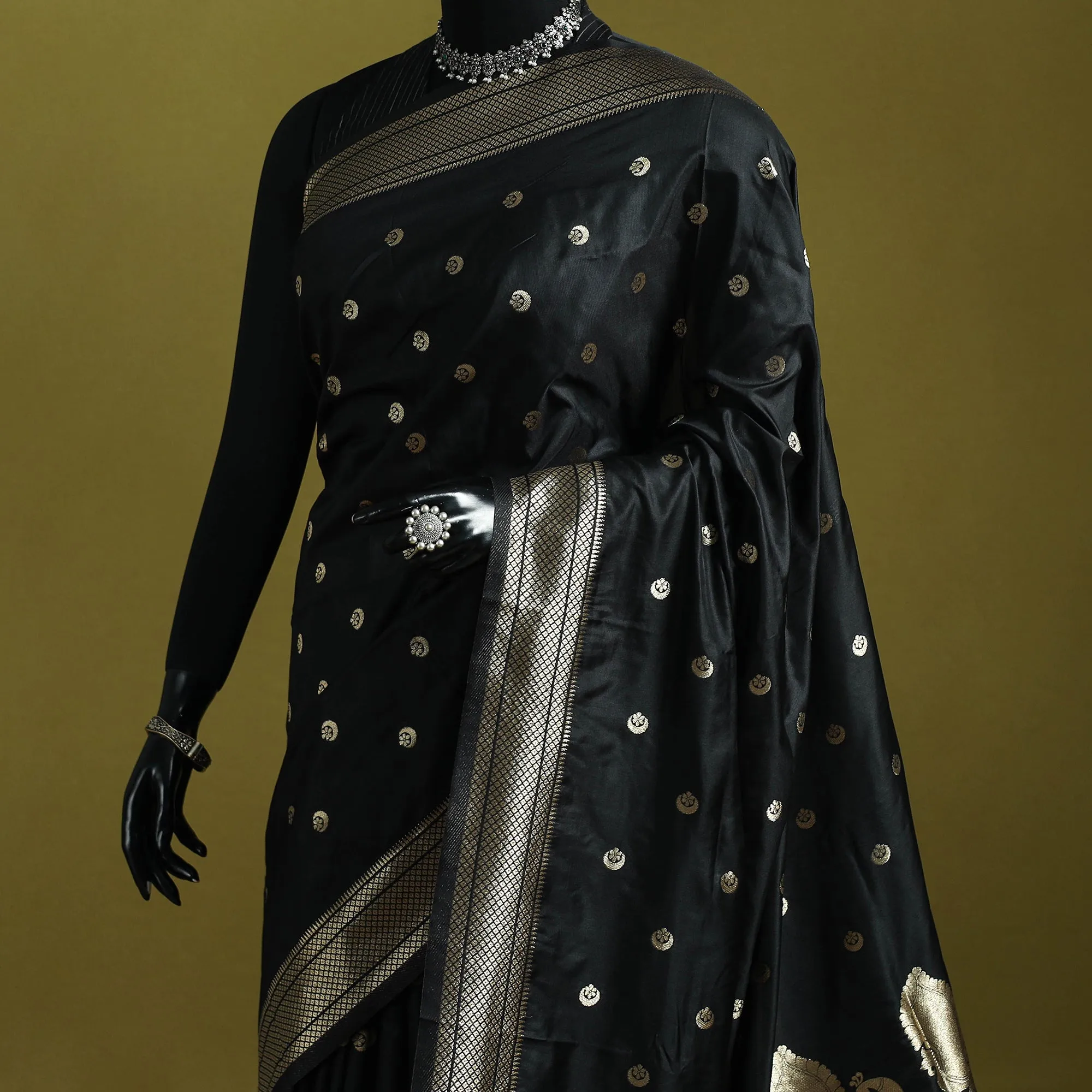 Black - Bangalore Silk Paithani Saree 10 sold by Itokri product image thumbnail 2