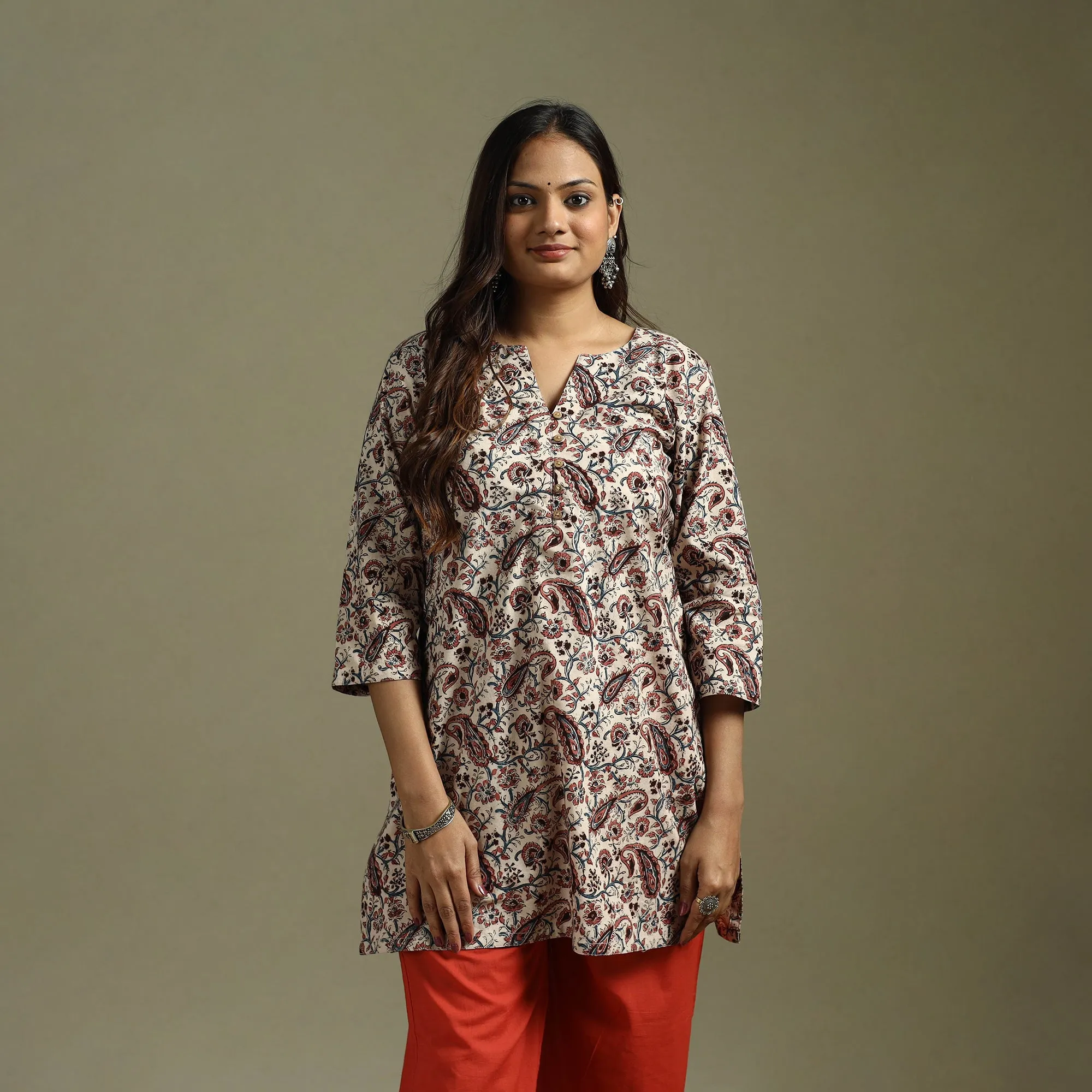 Beige - Pedana Block Print Natural Dyed Cotton Short Kalamkari Kurta 14 sold by Itokri product image thumbnail 2